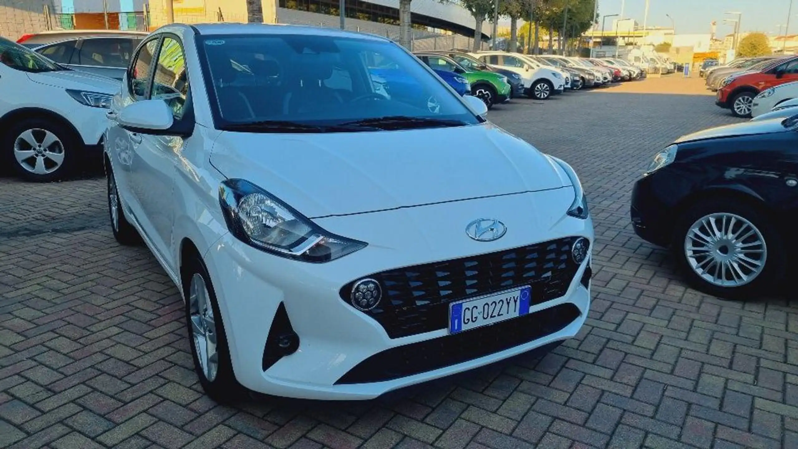 Hyundai - i10