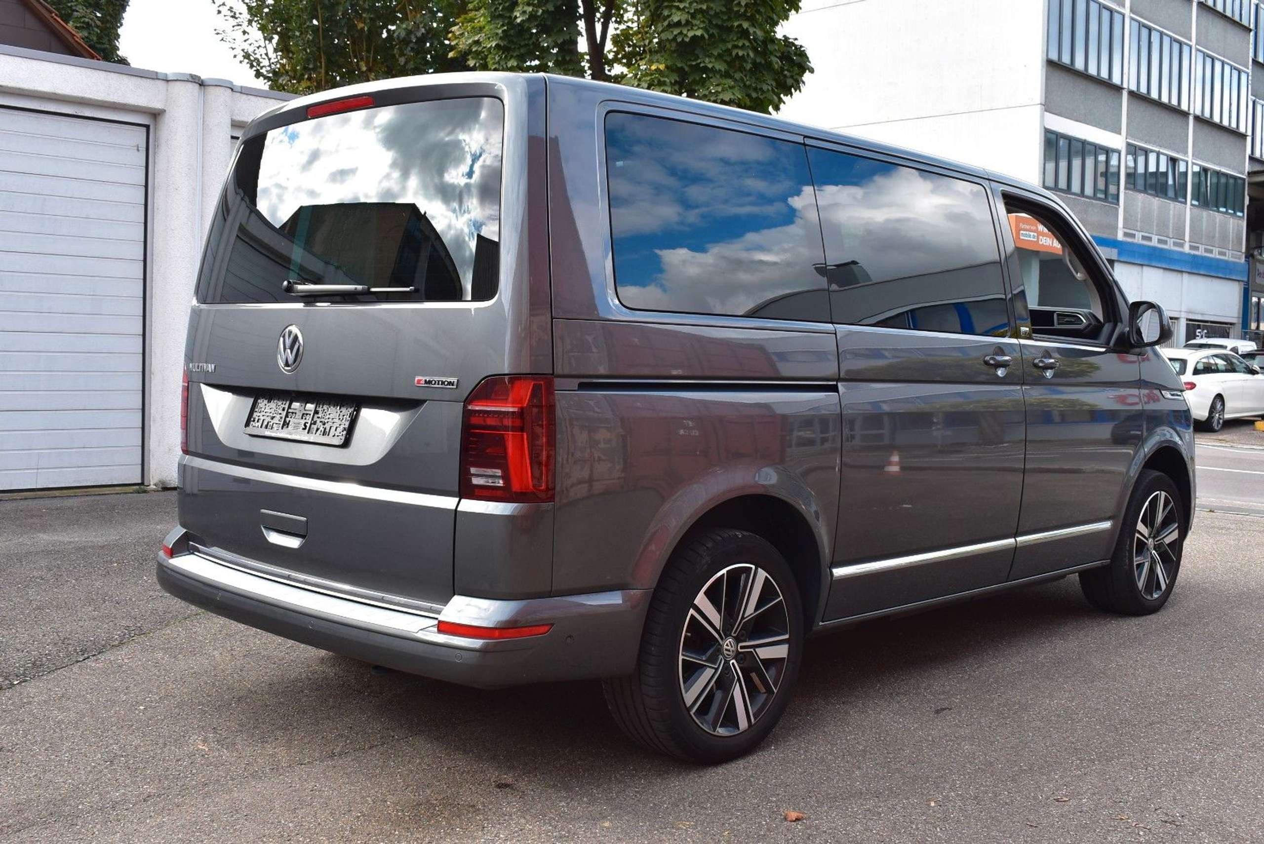 Volkswagen - T6 Multivan