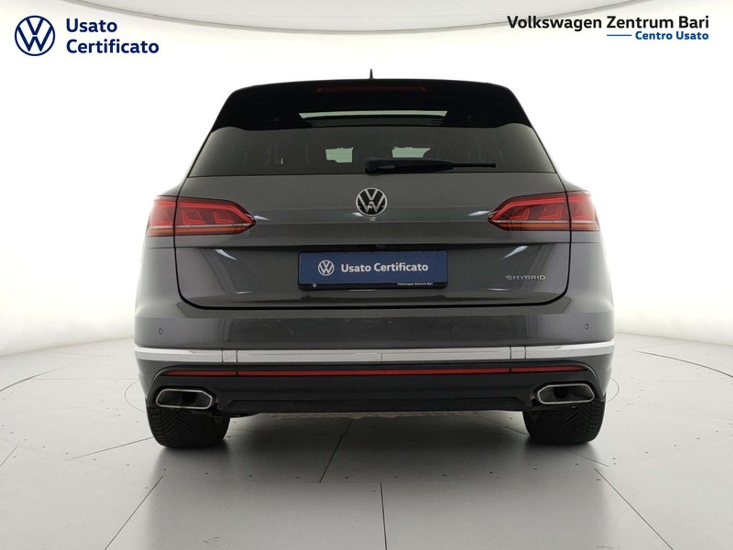 Volkswagen - Touareg