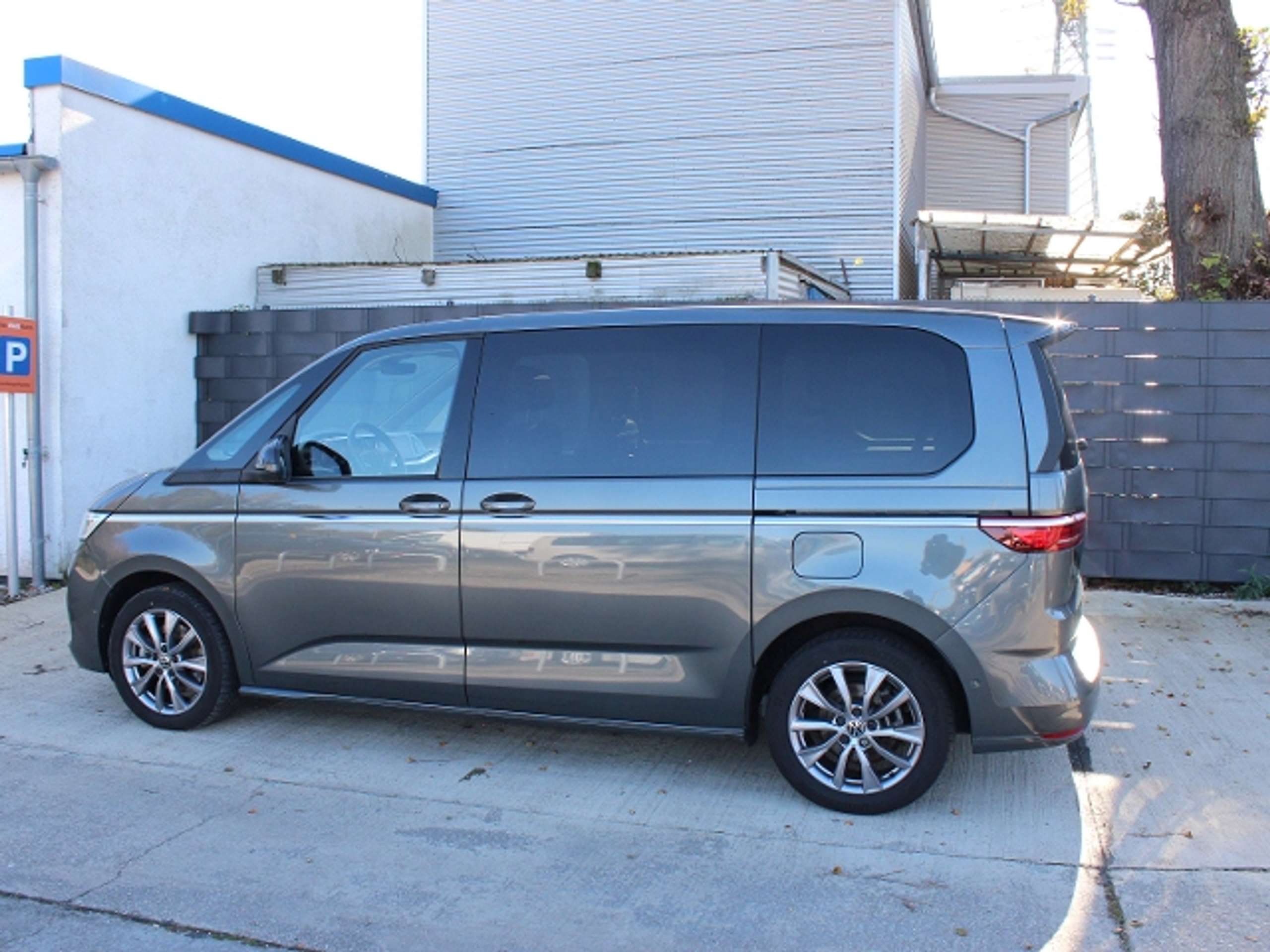 Volkswagen - T7 Multivan