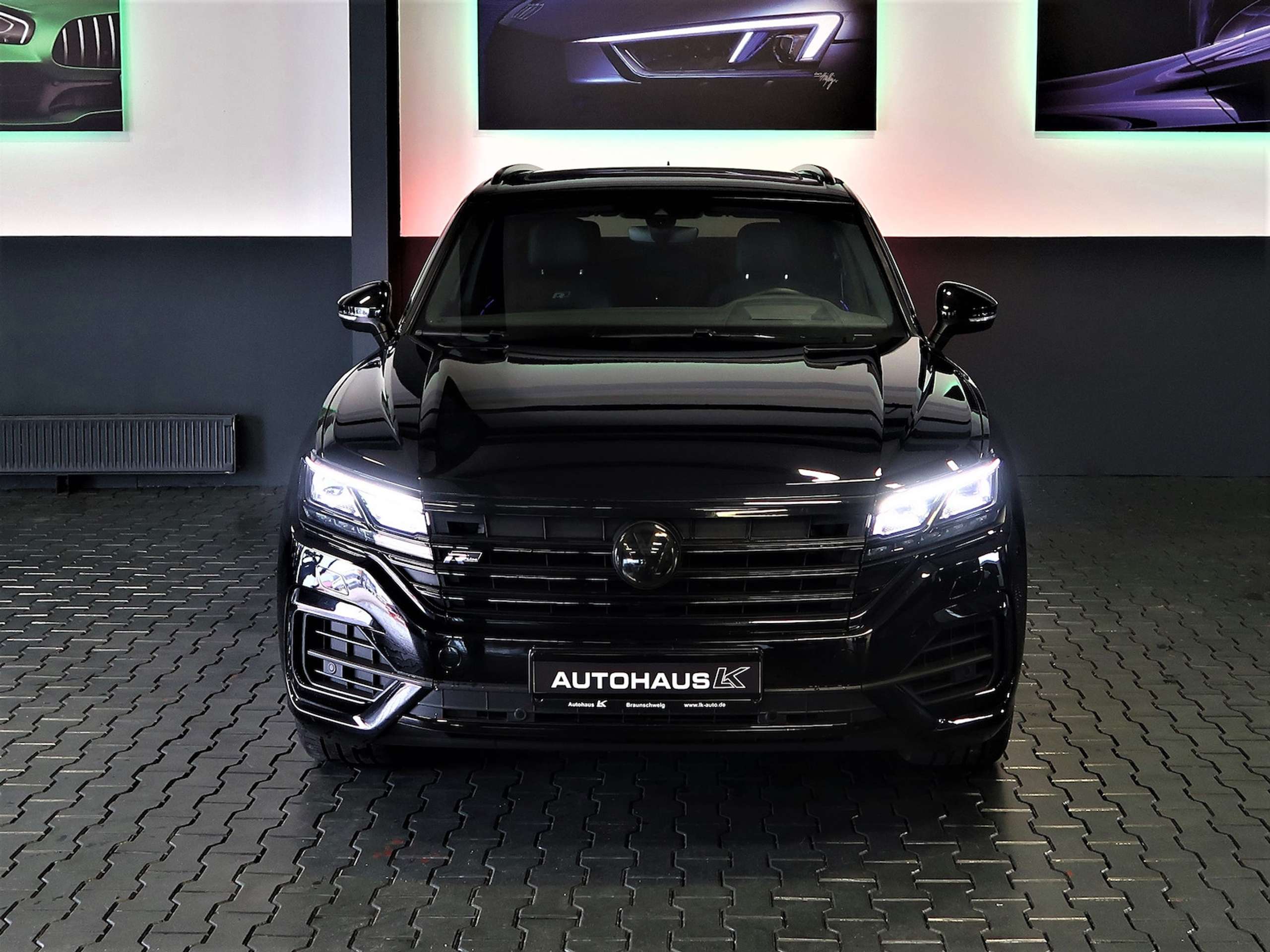 Volkswagen - Touareg