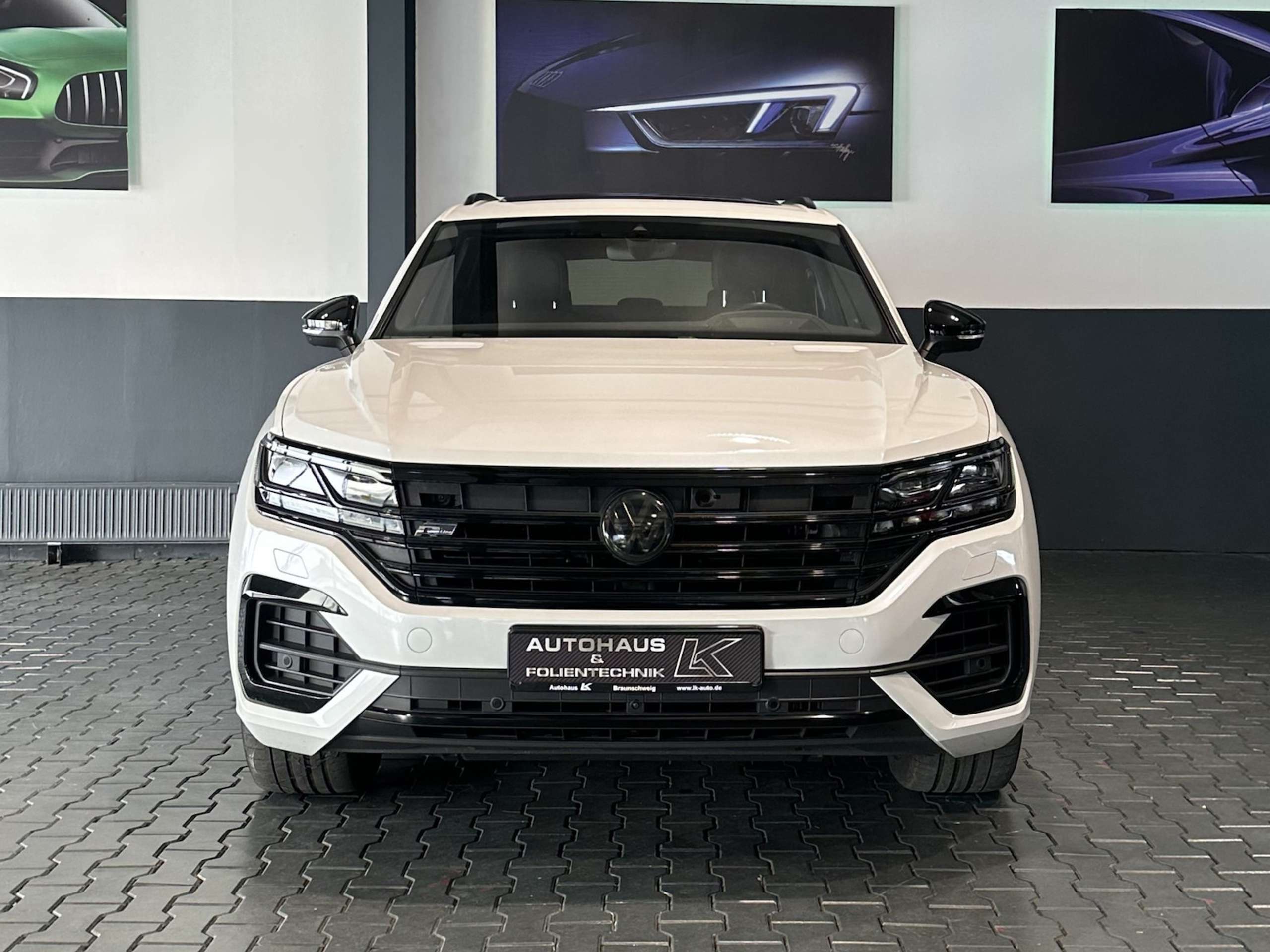 Volkswagen - Touareg