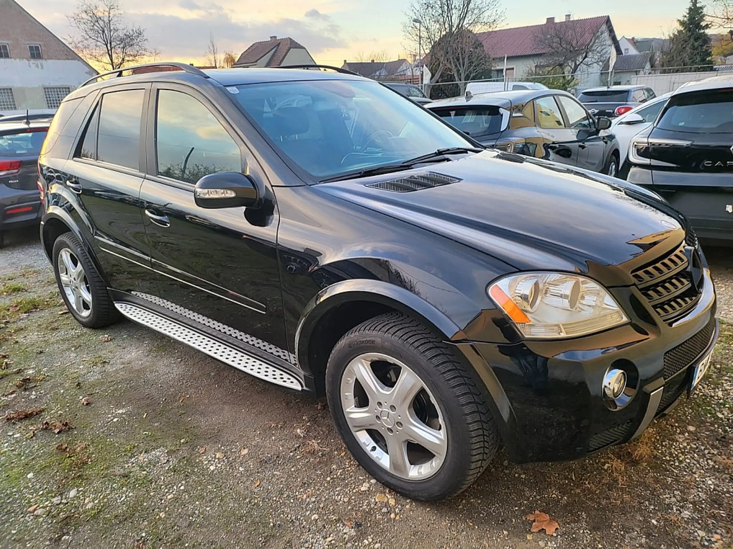 Mercedes-Benz - ML 350