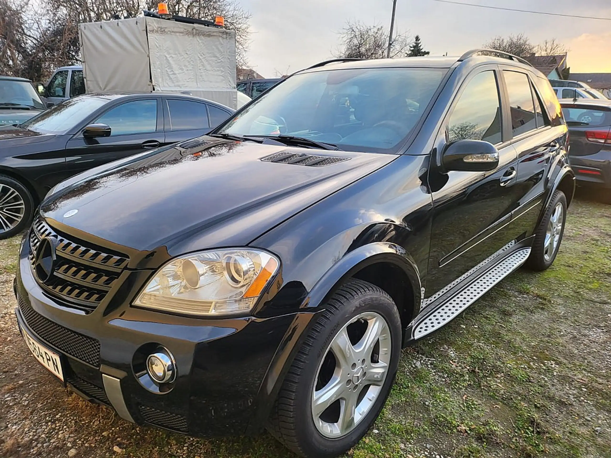 Mercedes-Benz - ML 350