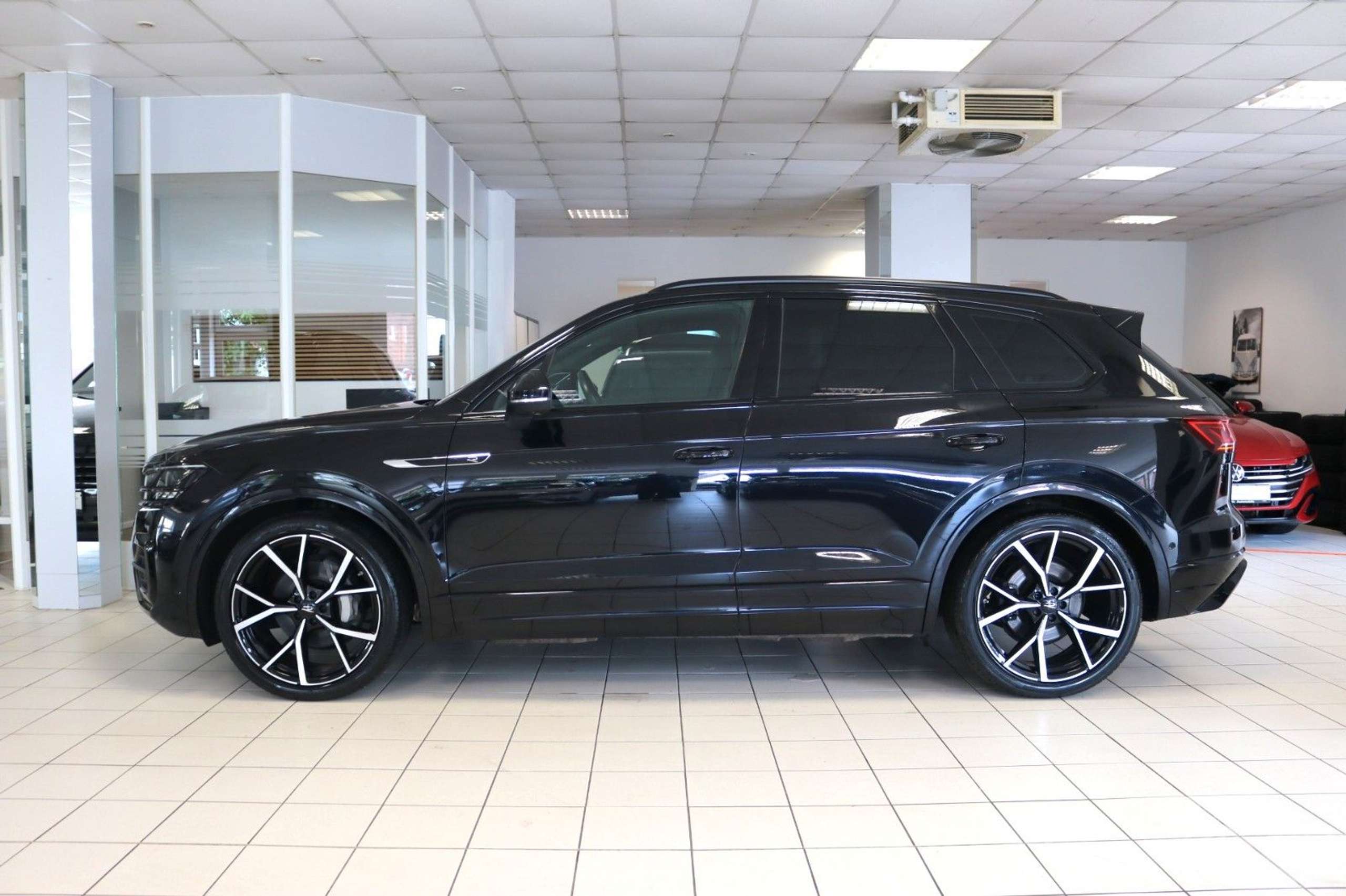 Volkswagen - Touareg