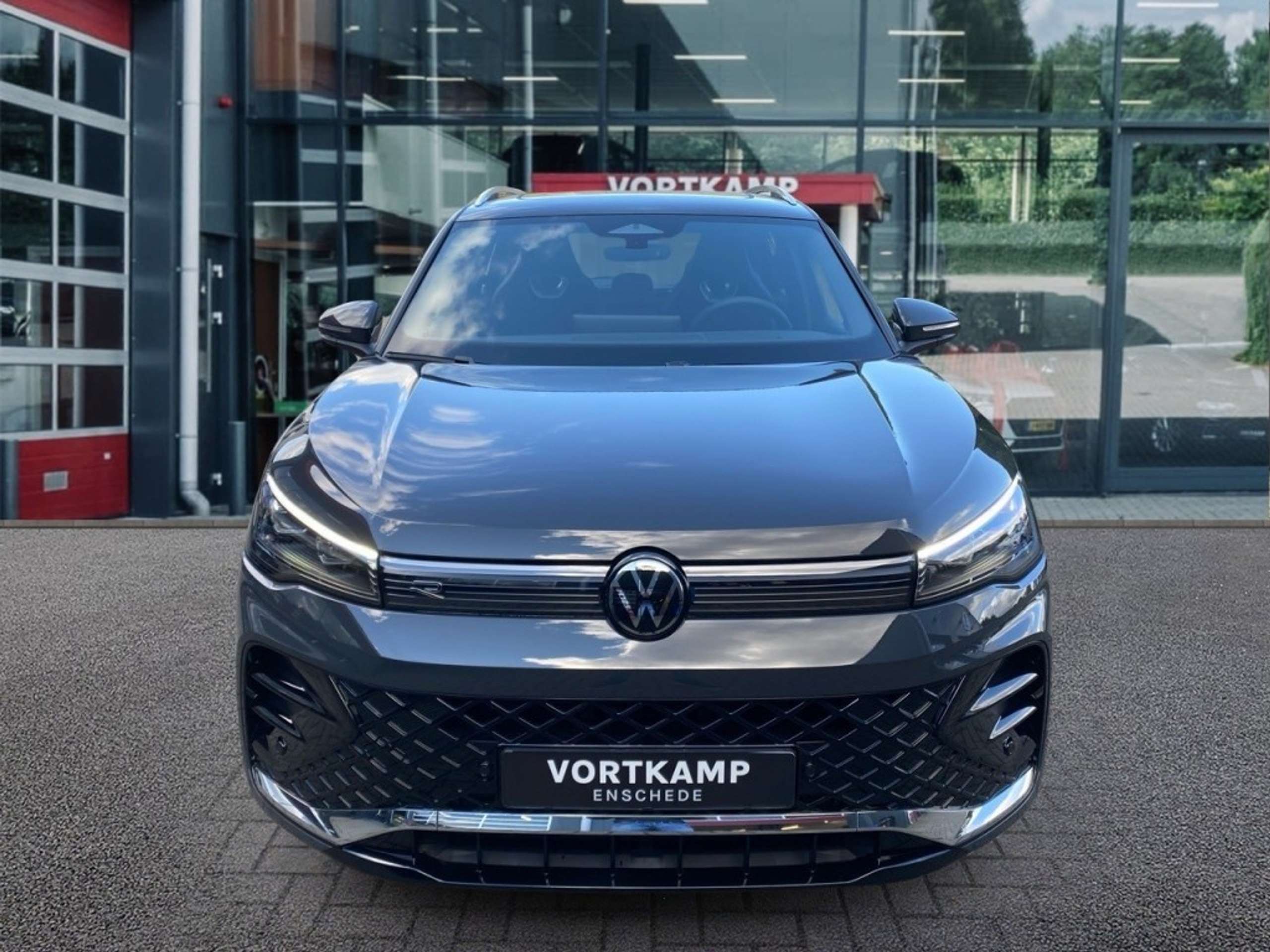 Volkswagen - Tiguan