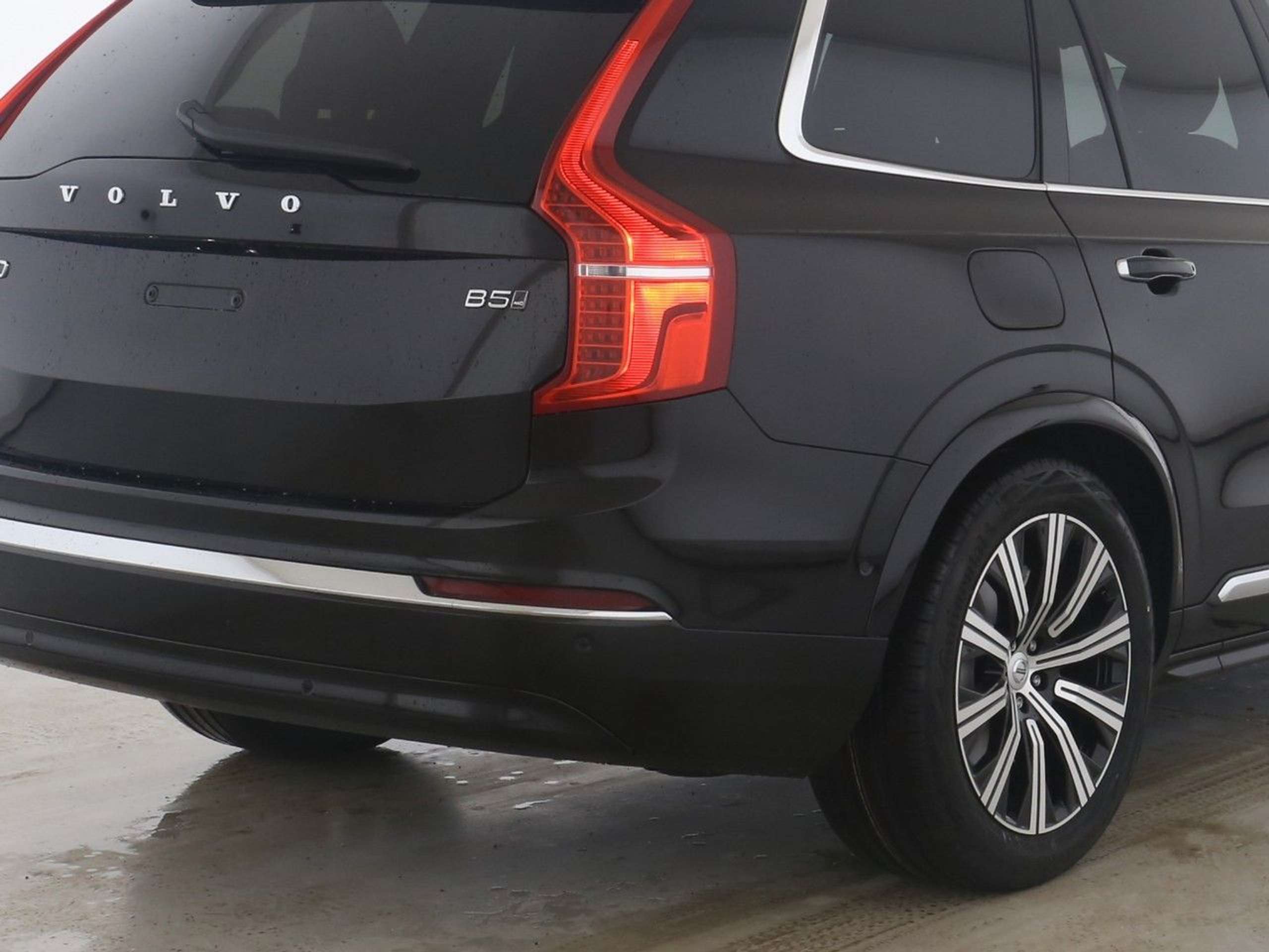 Volvo - XC90