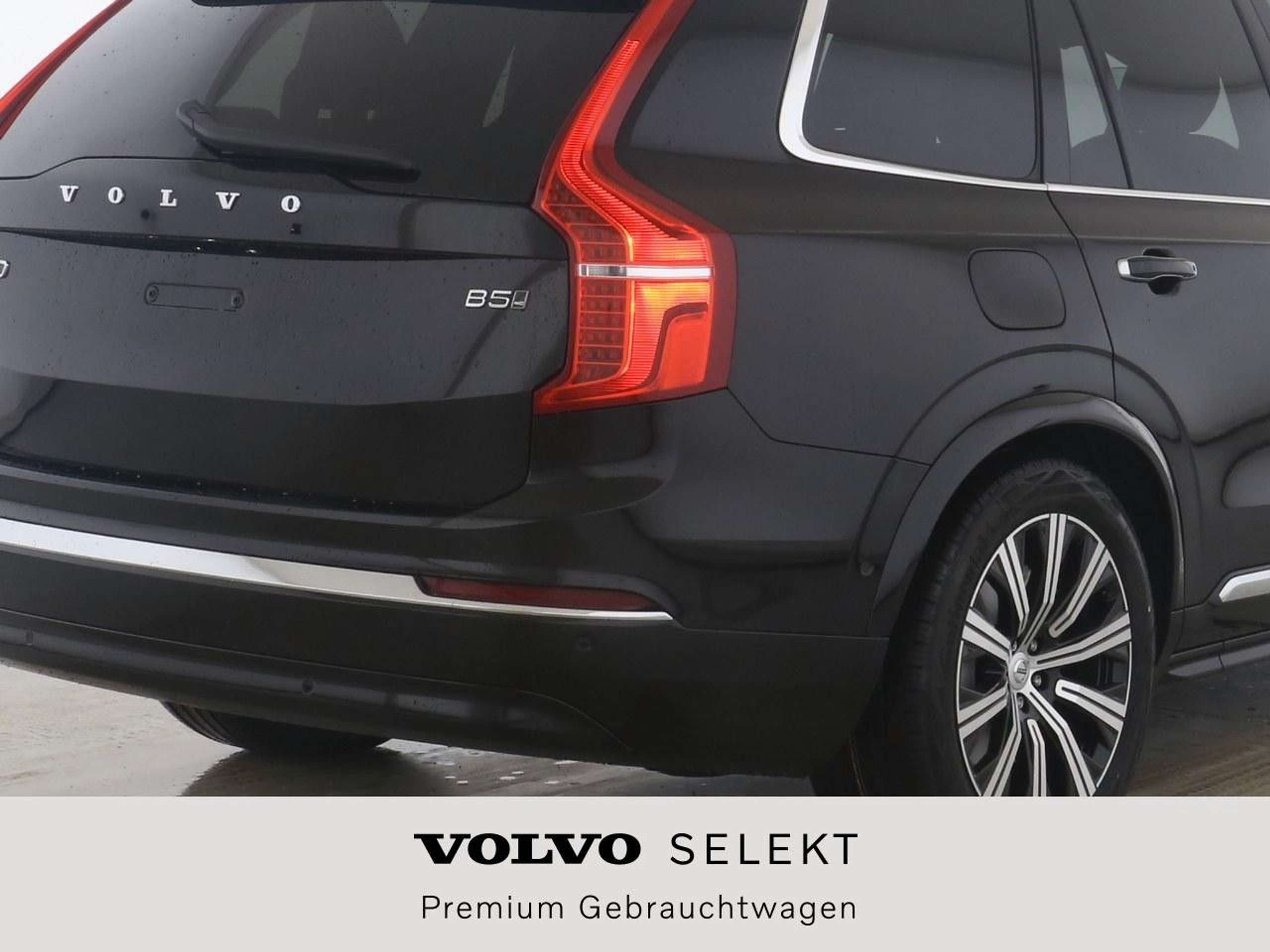 Volvo - XC90