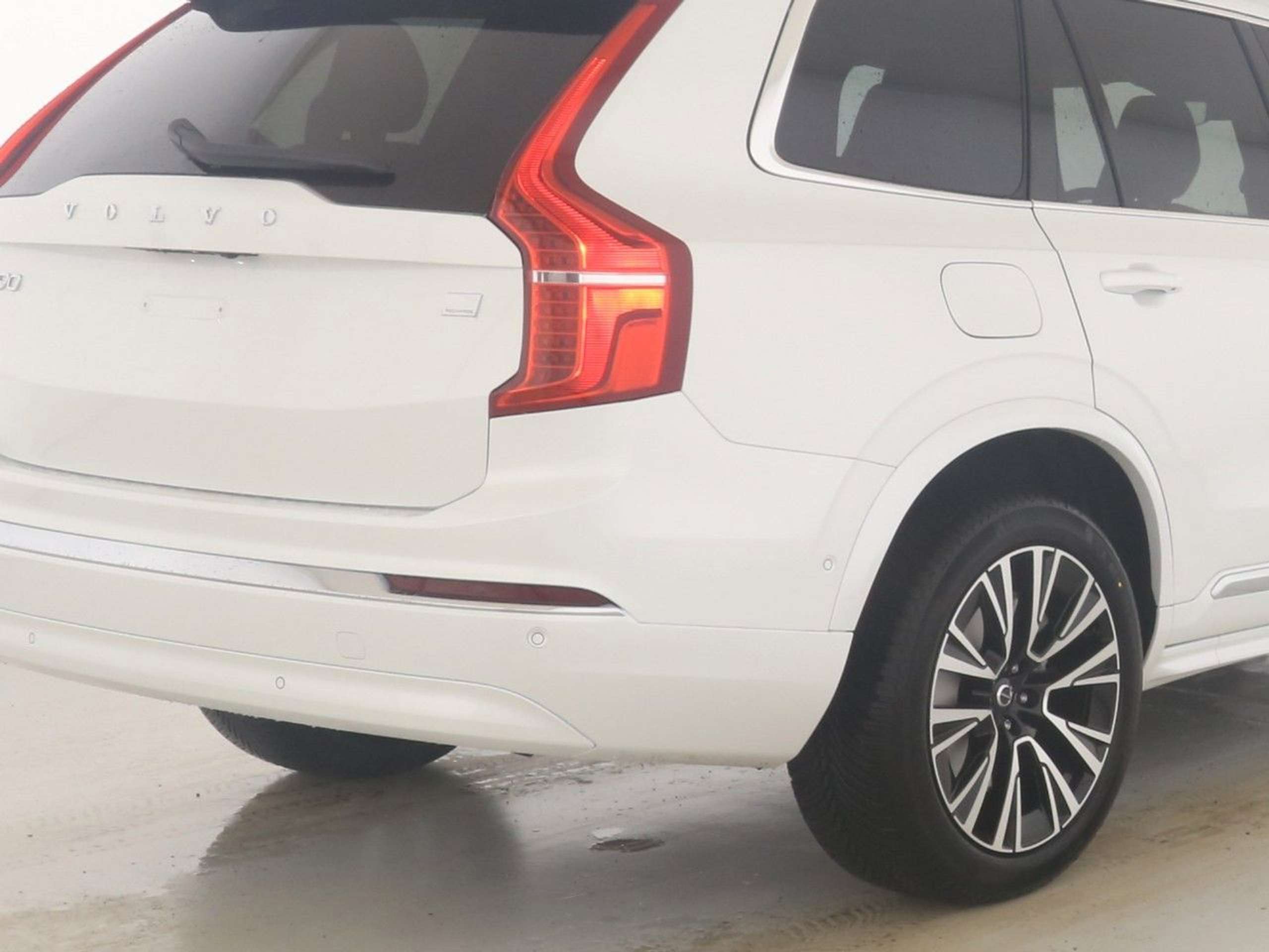 Volvo - XC90