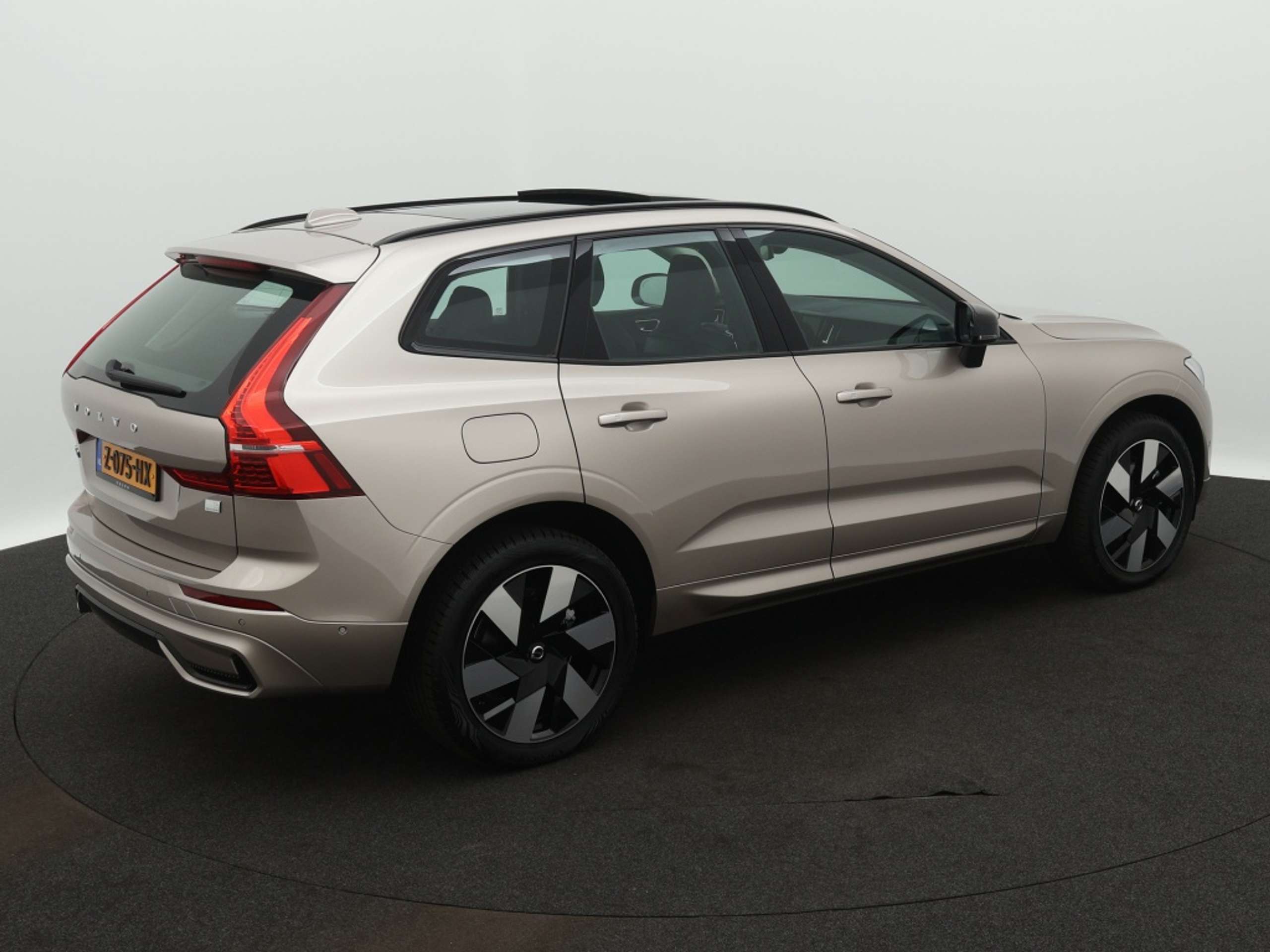 Volvo - XC60