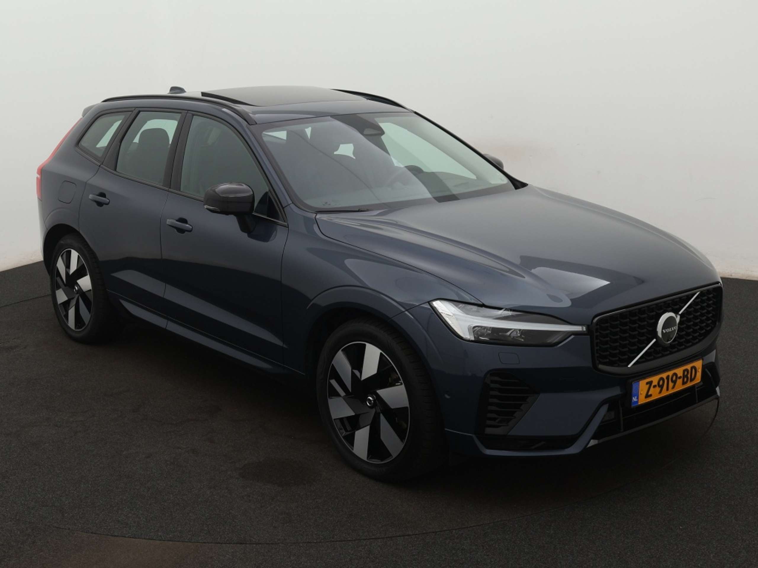 Volvo - XC60