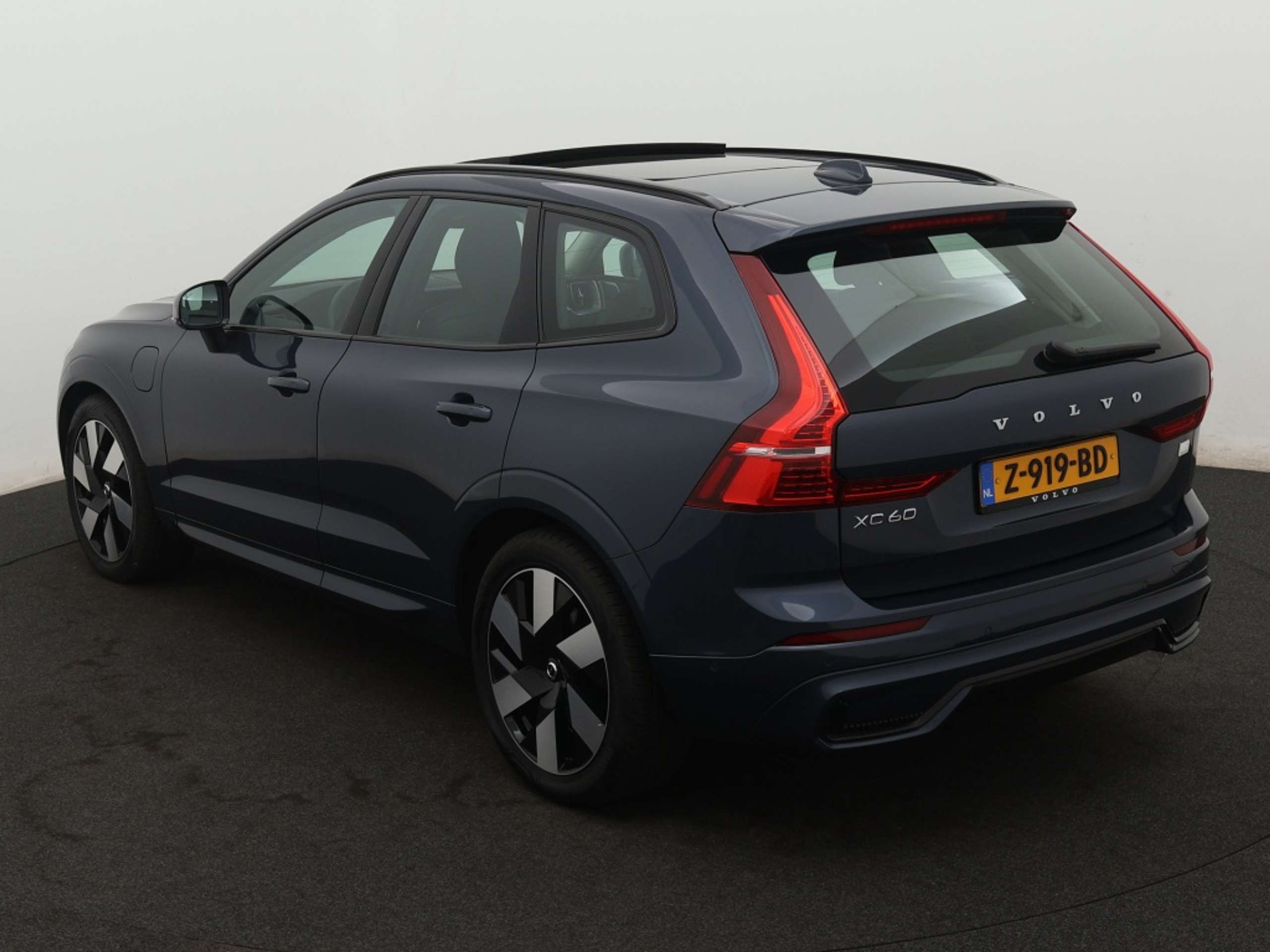 Volvo - XC60