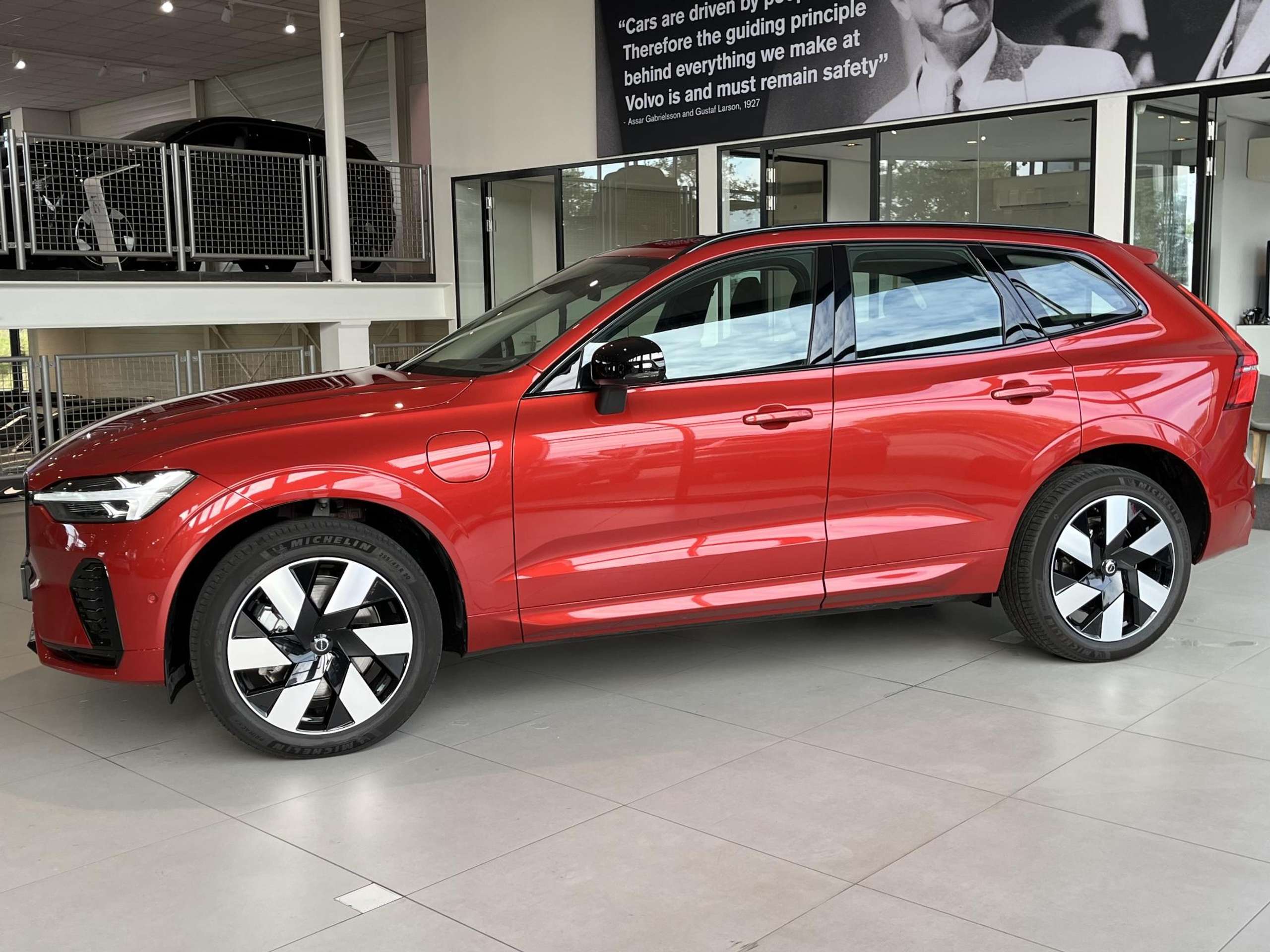 Volvo - XC60