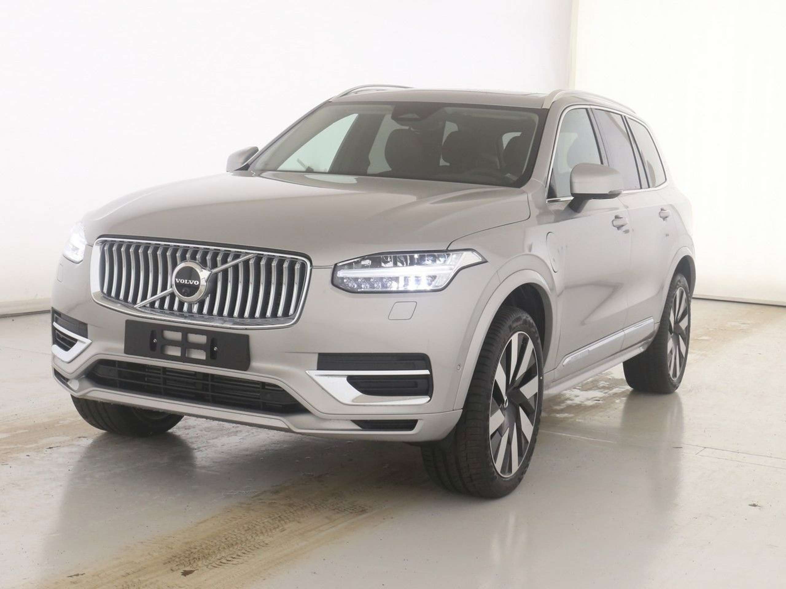 Volvo - XC90