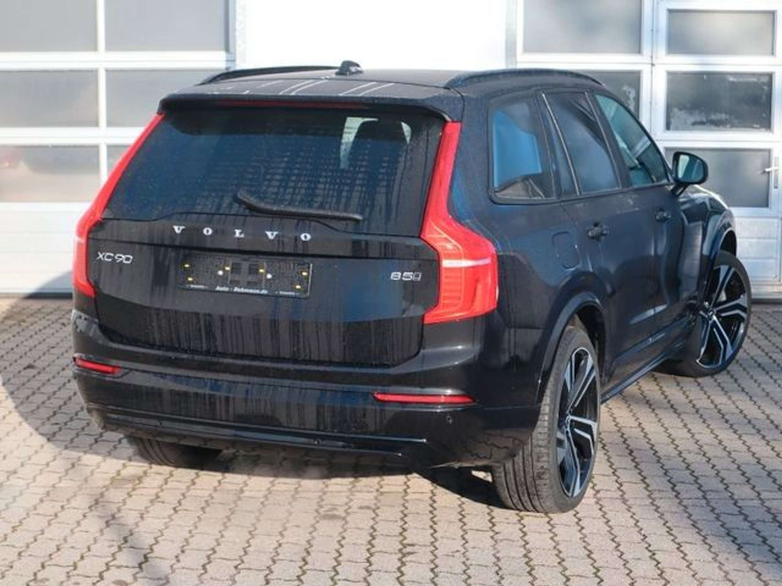 Volvo - XC90