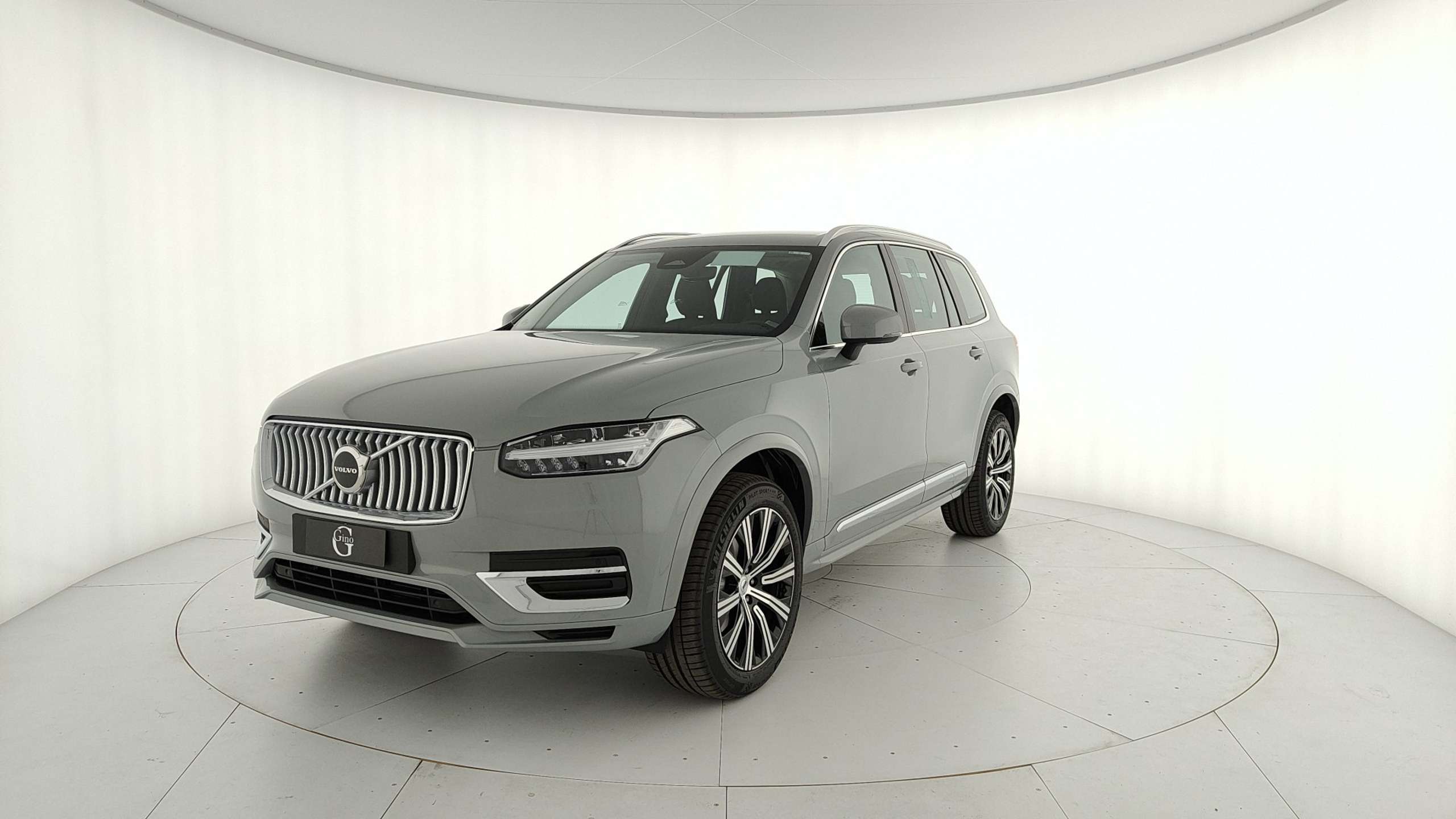 Volvo - XC90