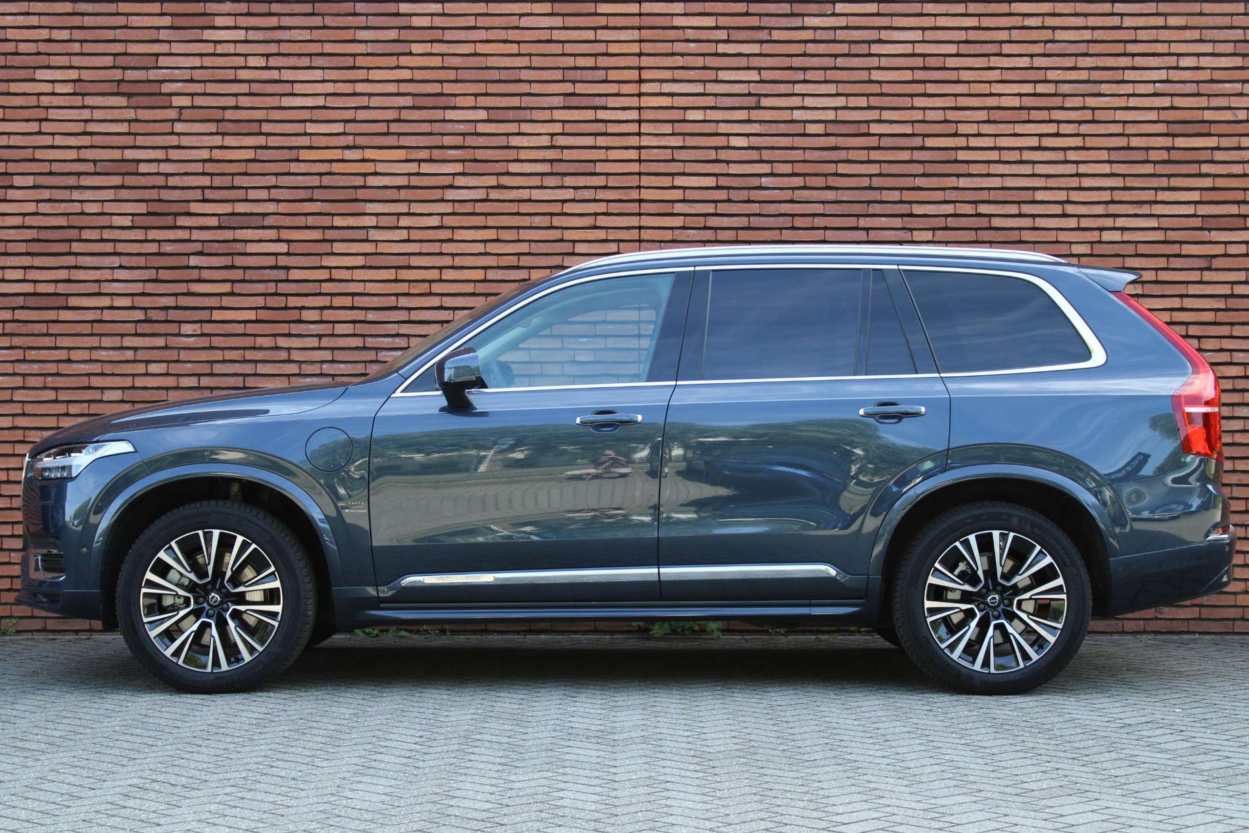 Volvo - XC90