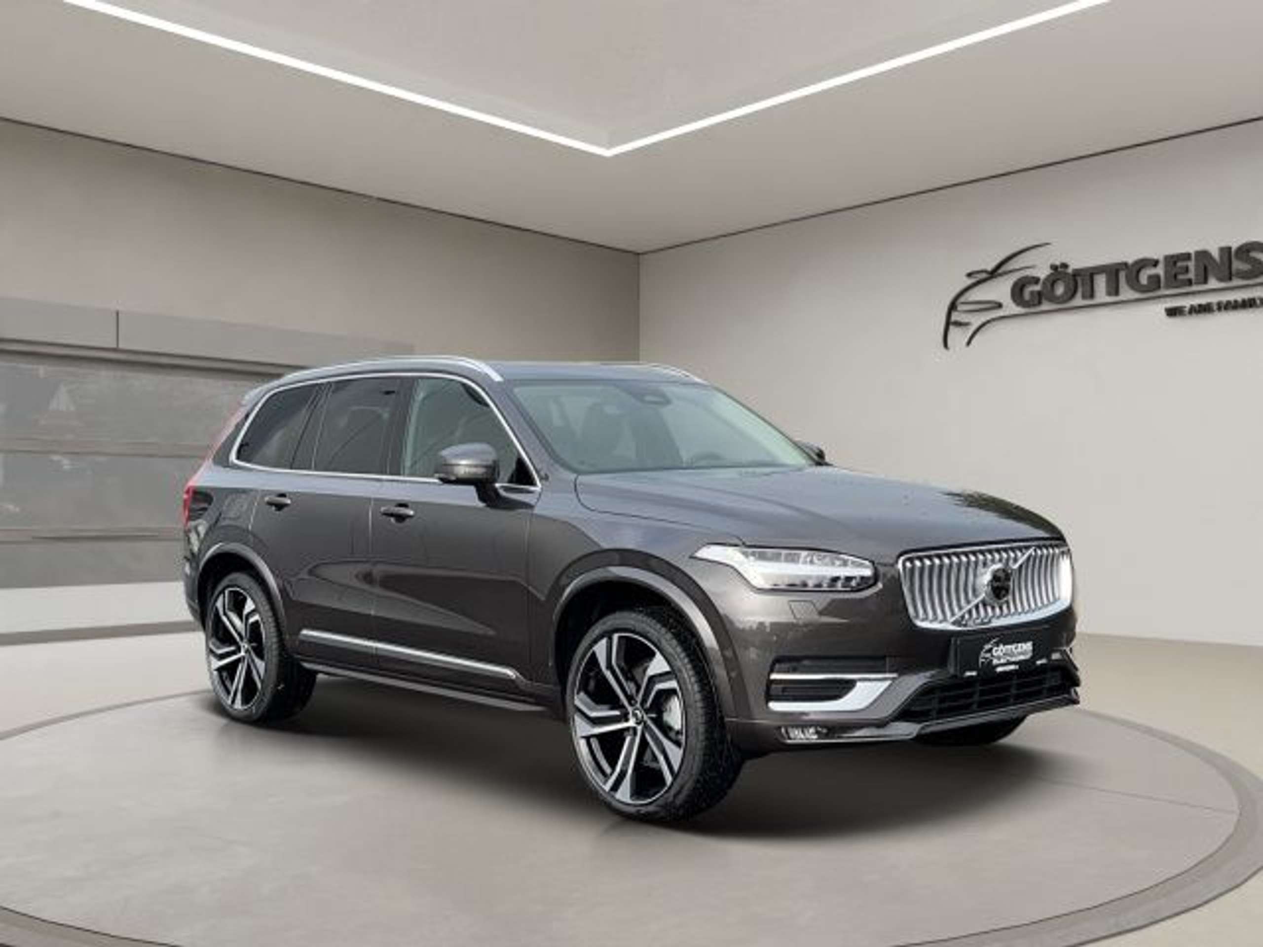 Volvo - XC90