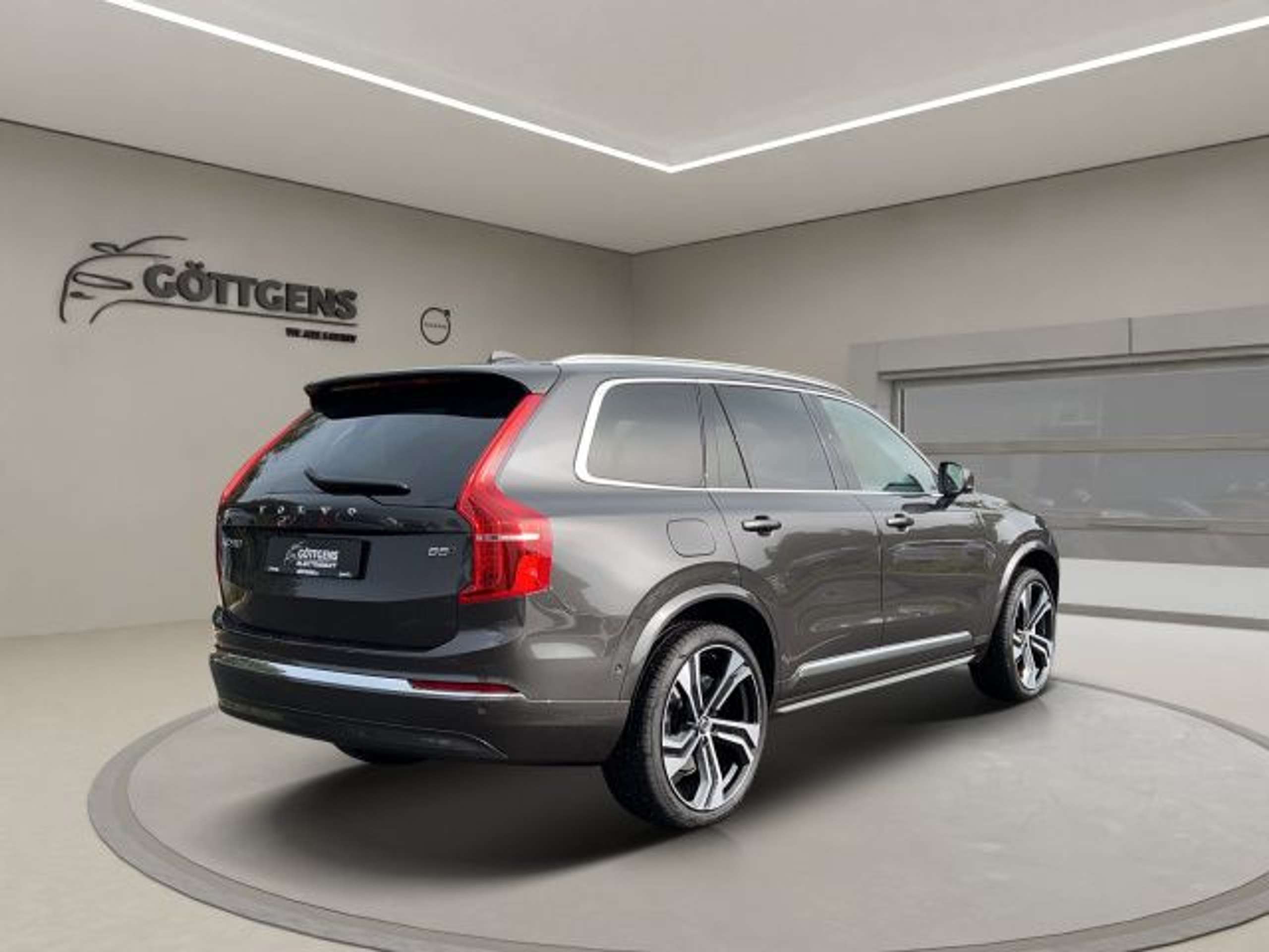 Volvo - XC90