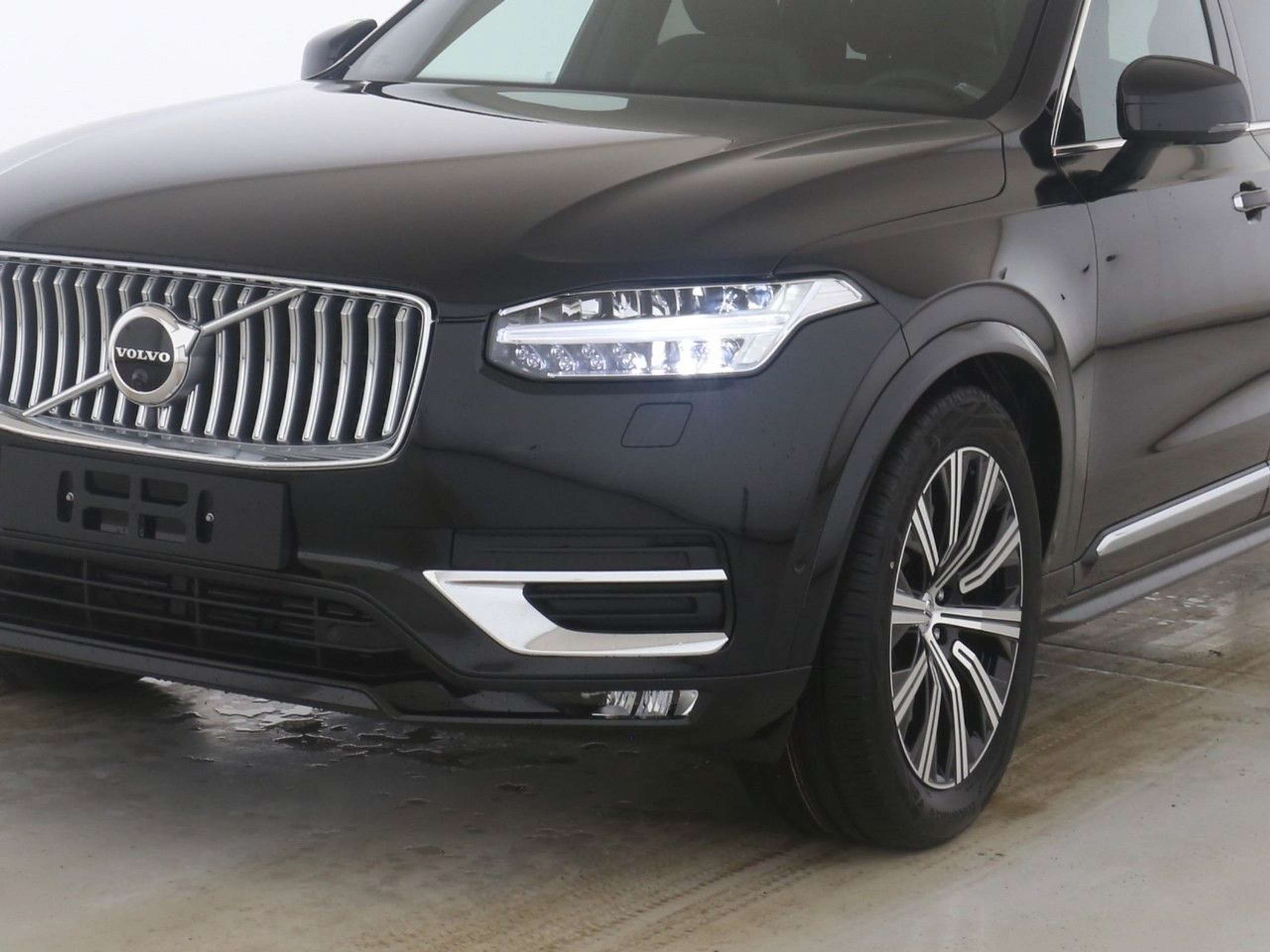 Volvo - XC90