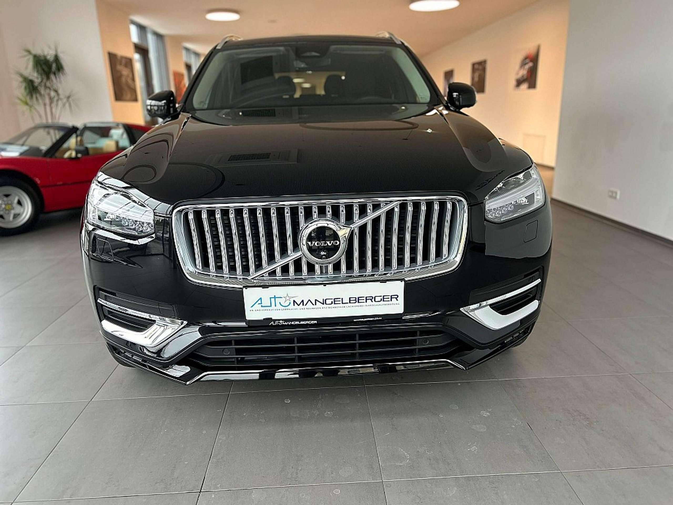 Volvo - XC90