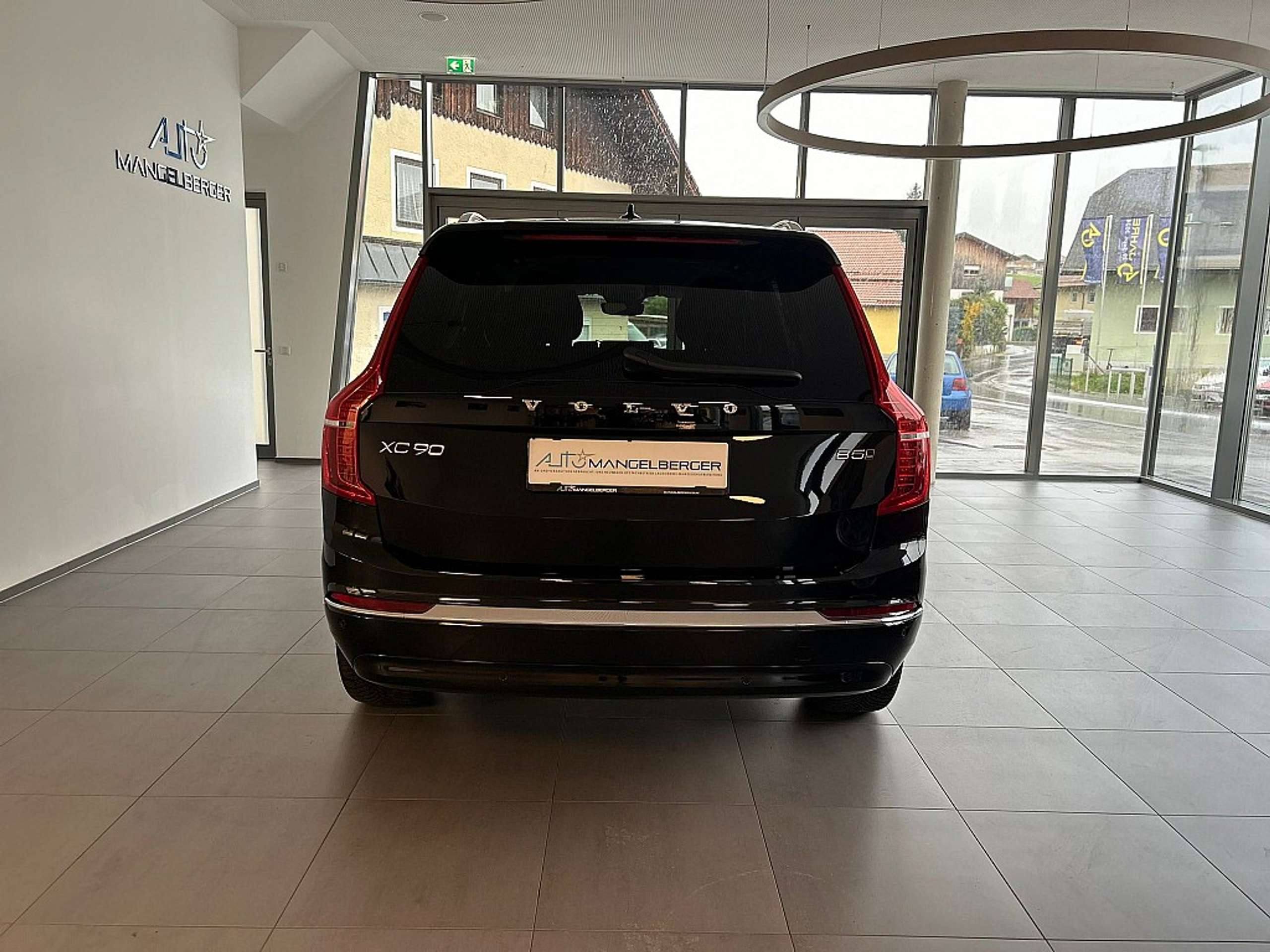 Volvo - XC90