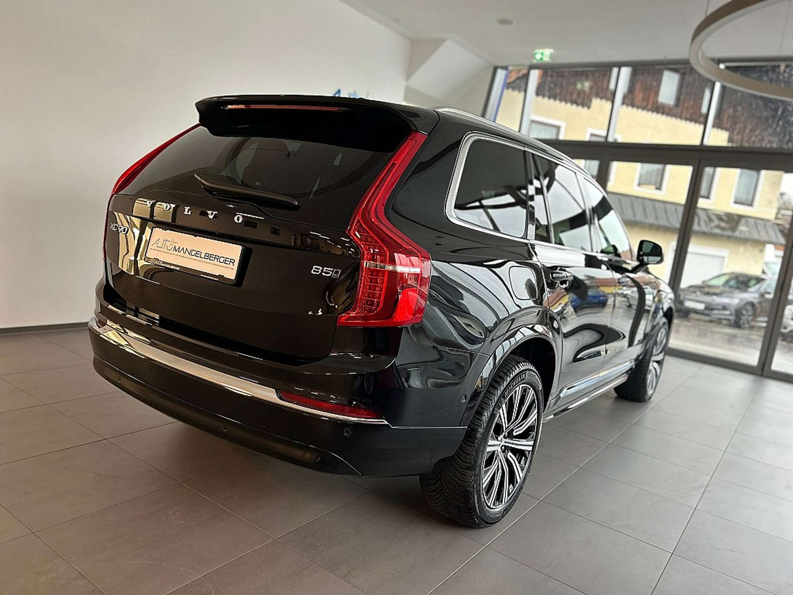 Volvo - XC90