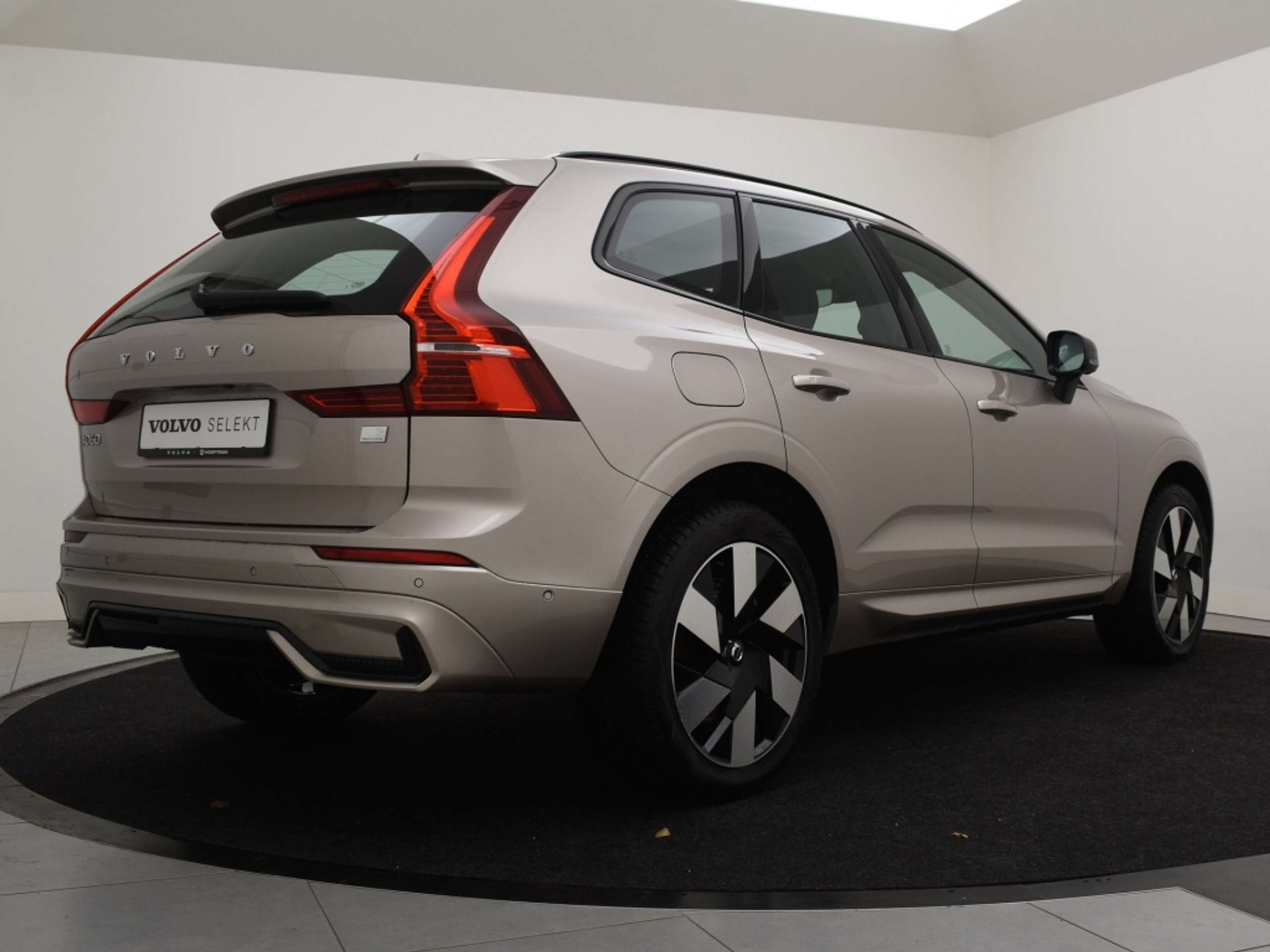 Volvo - XC60