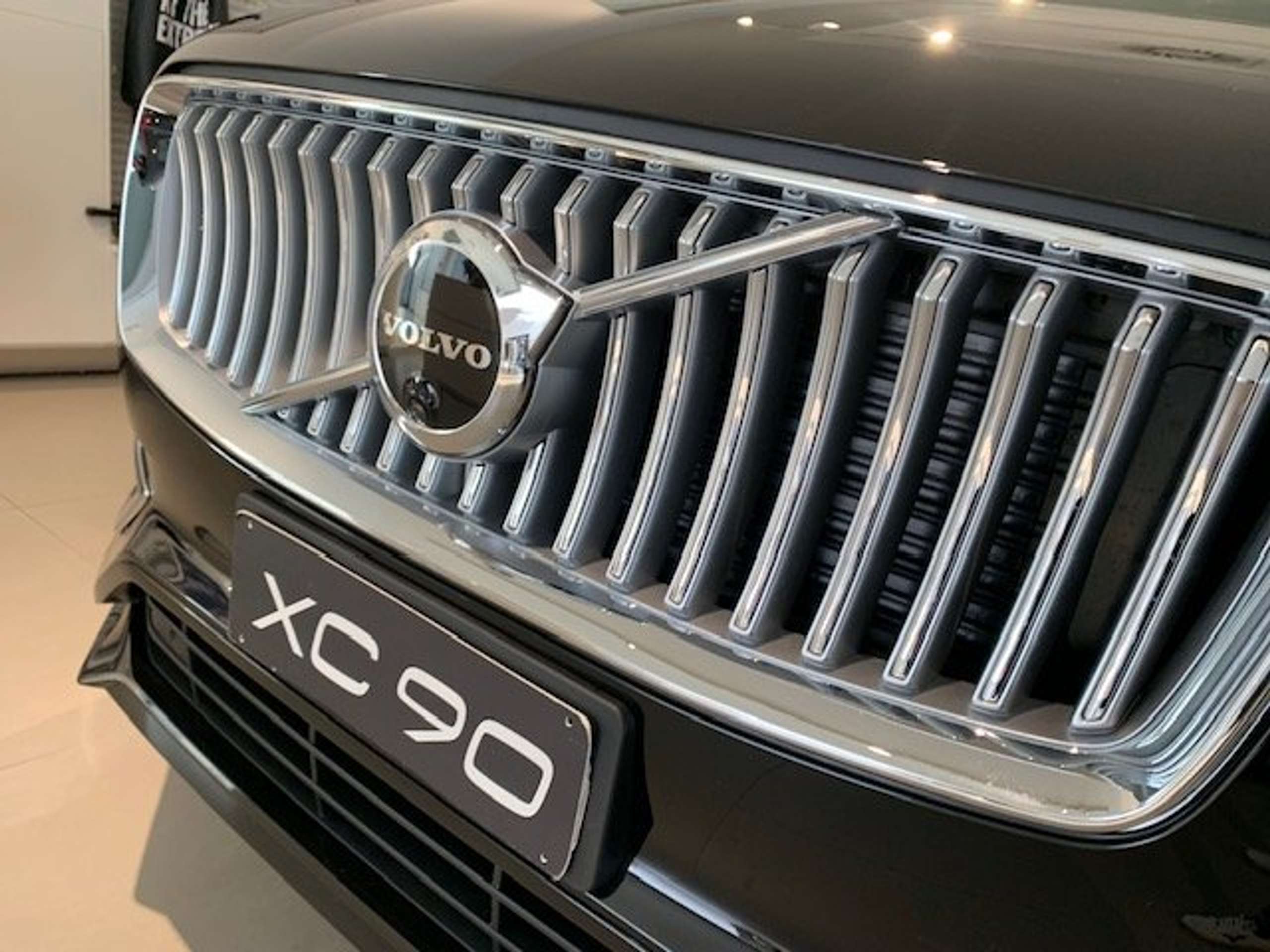 Volvo - XC90