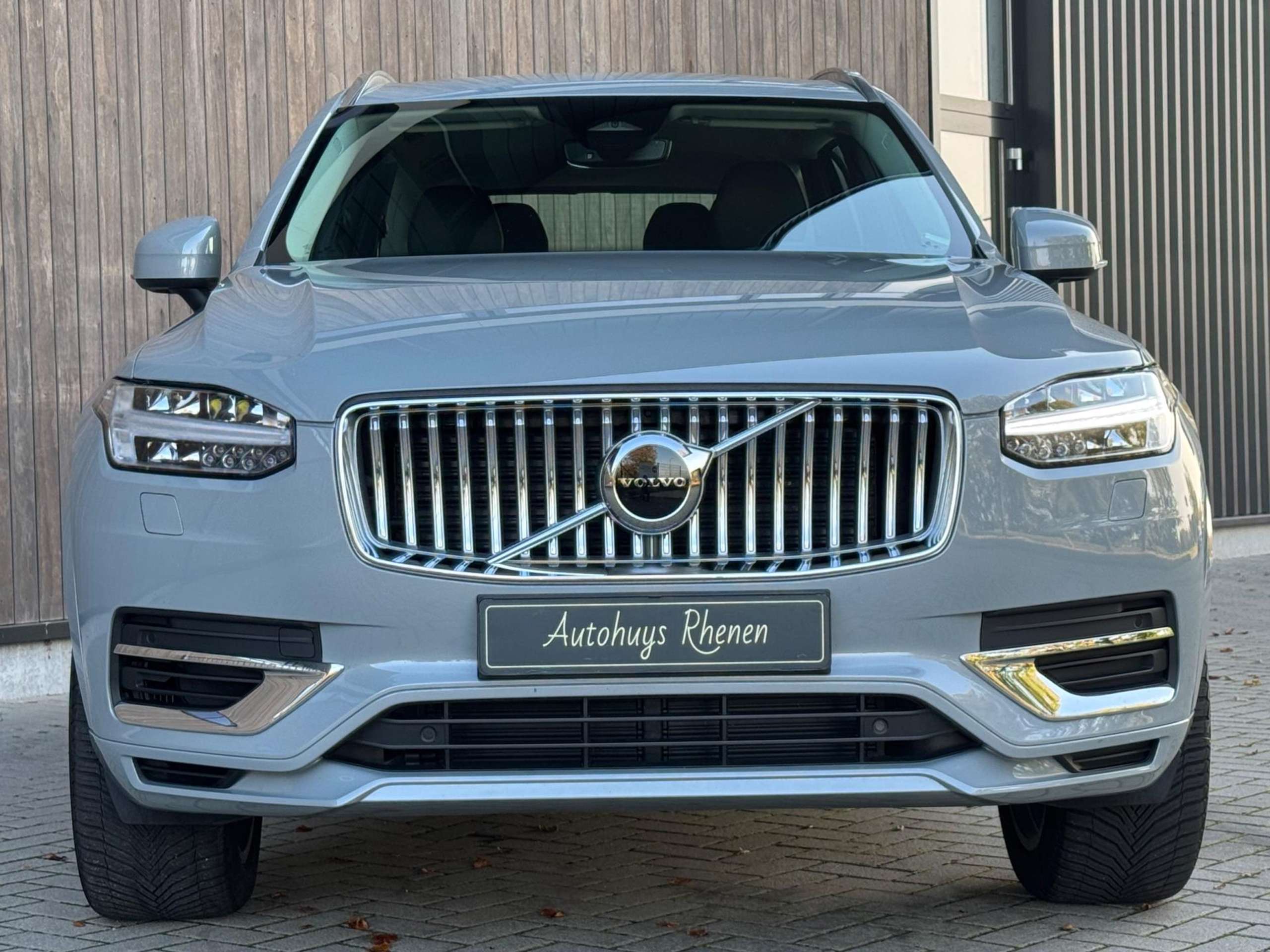 Volvo - XC90