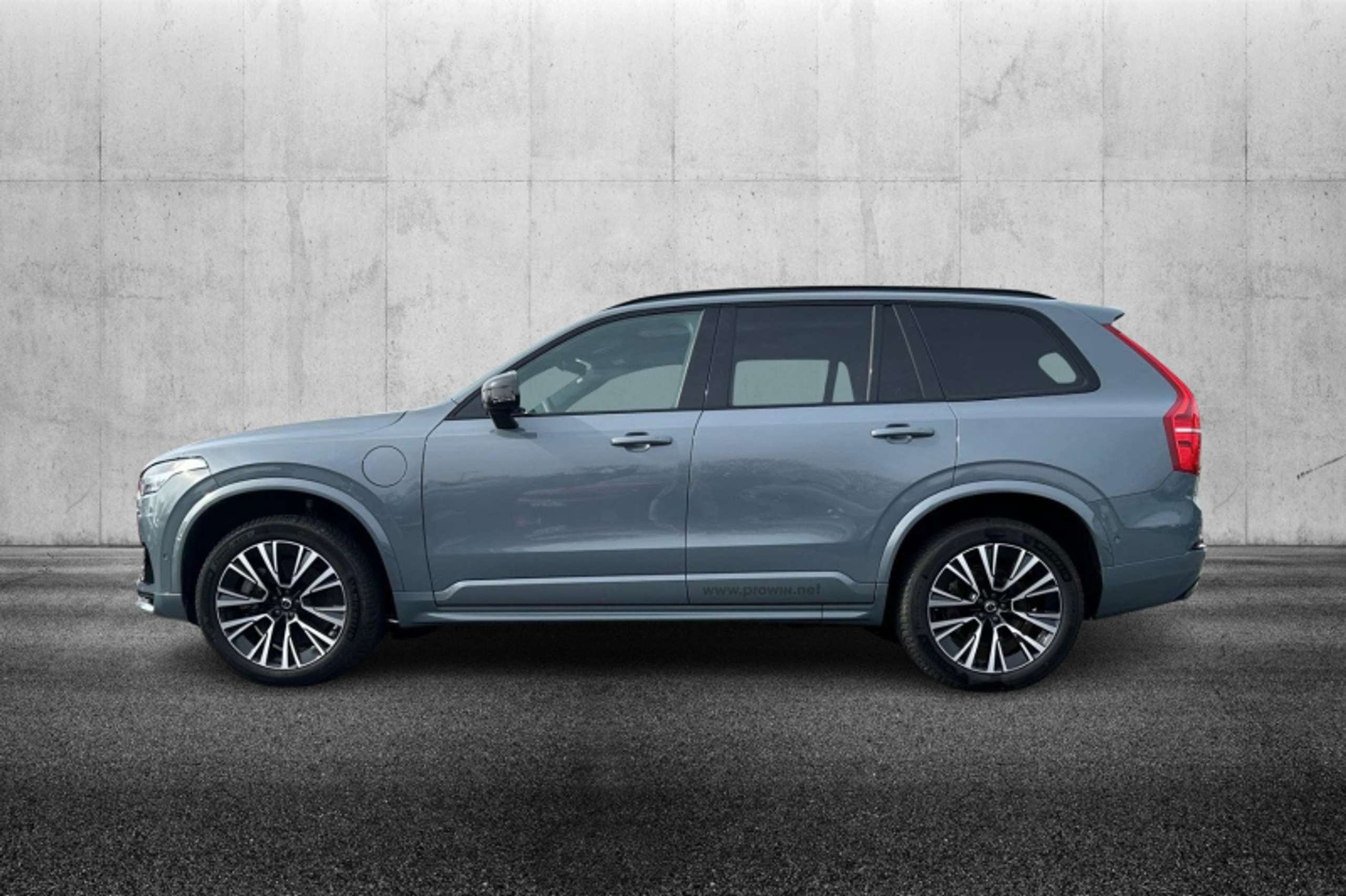 Volvo - XC90