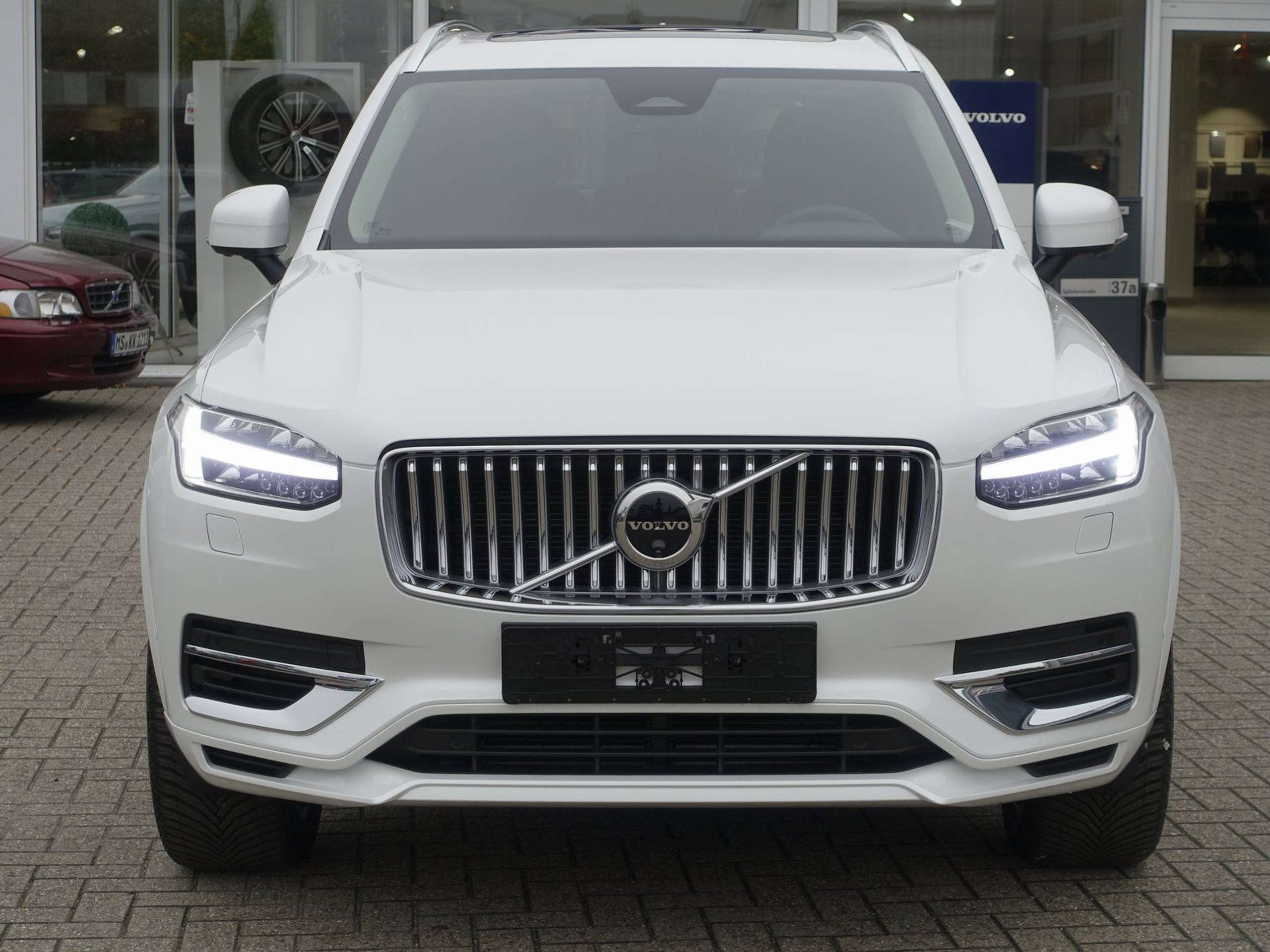 Volvo - XC90