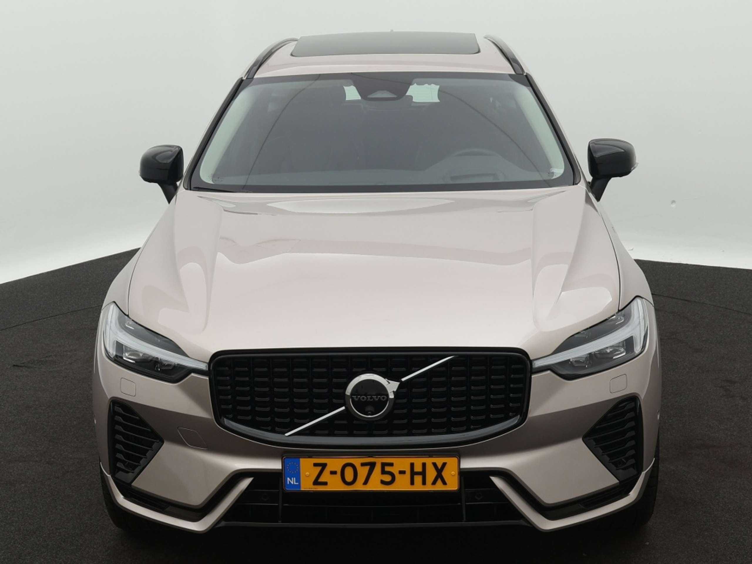 Volvo - XC60