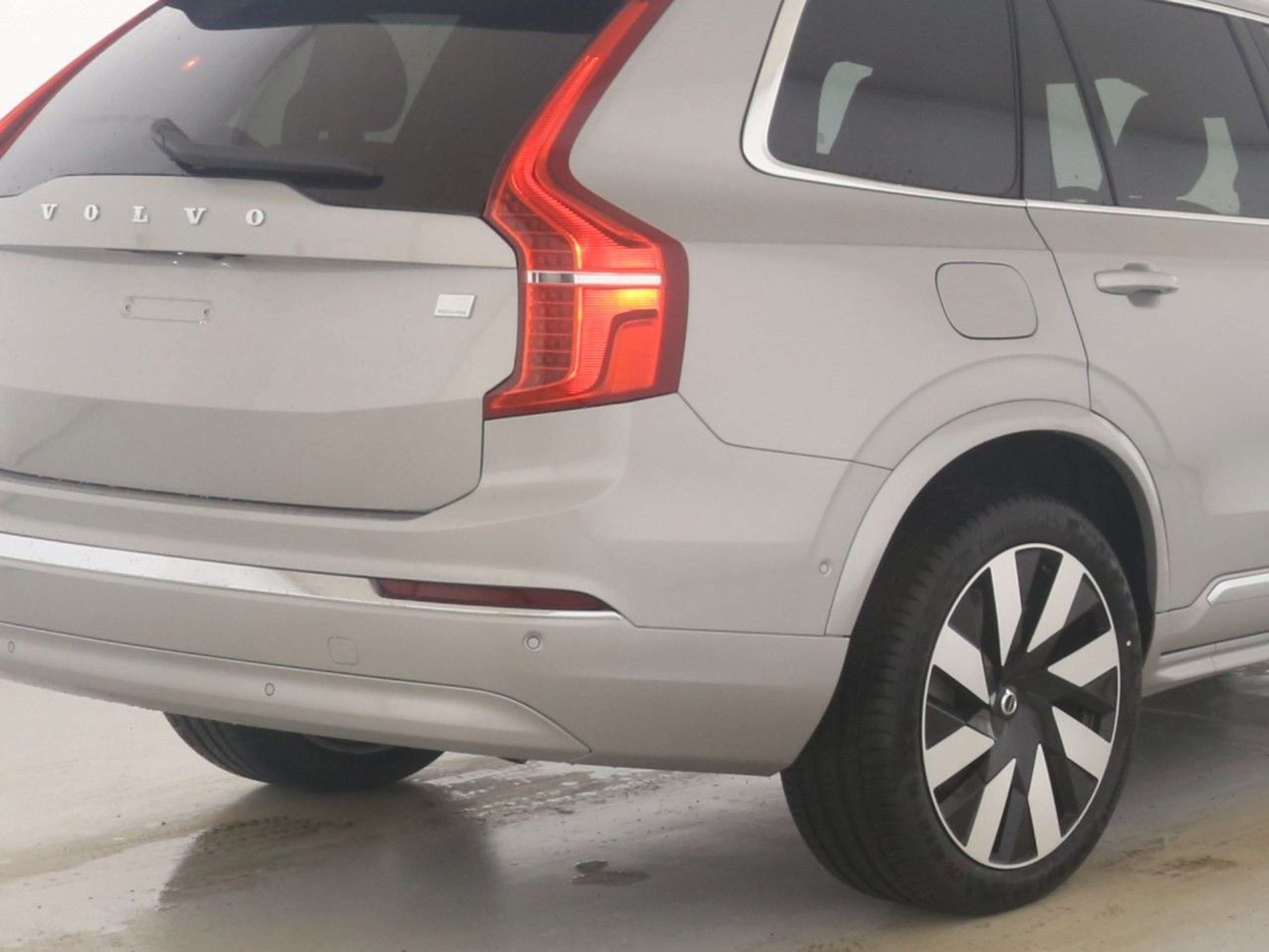 Volvo - XC90