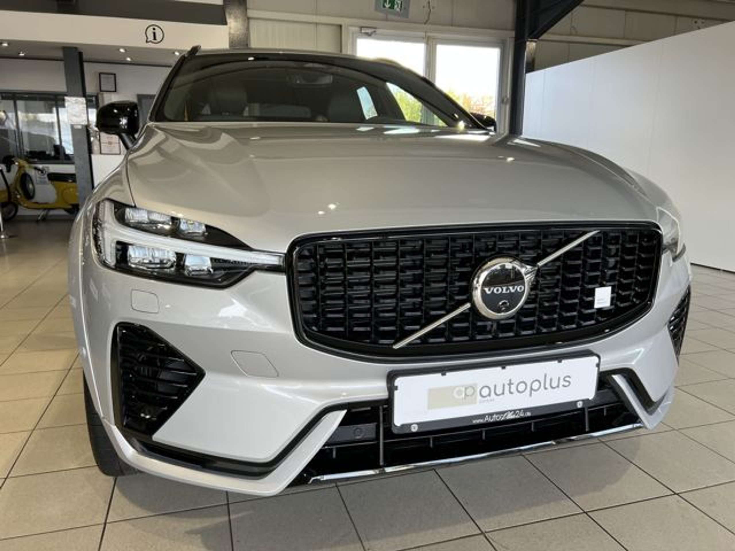 Volvo - XC60