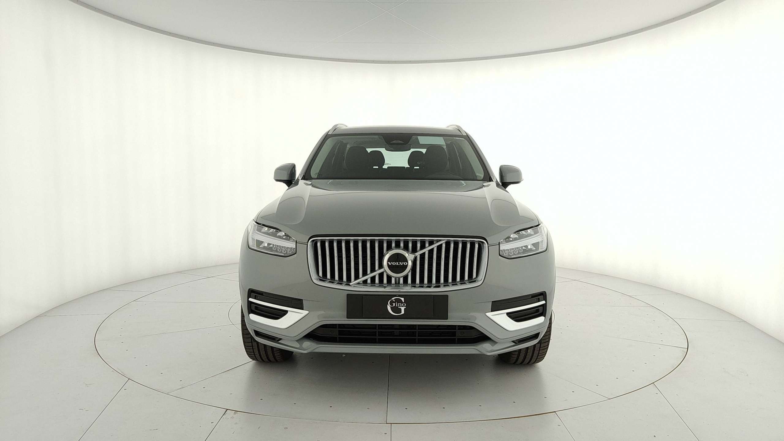 Volvo - XC90