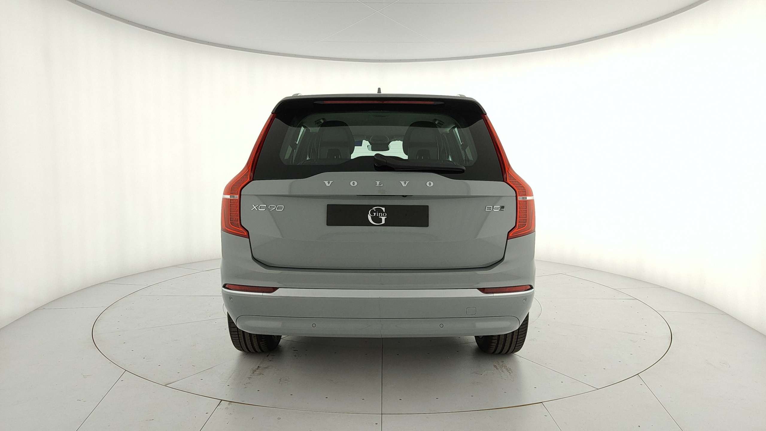 Volvo - XC90