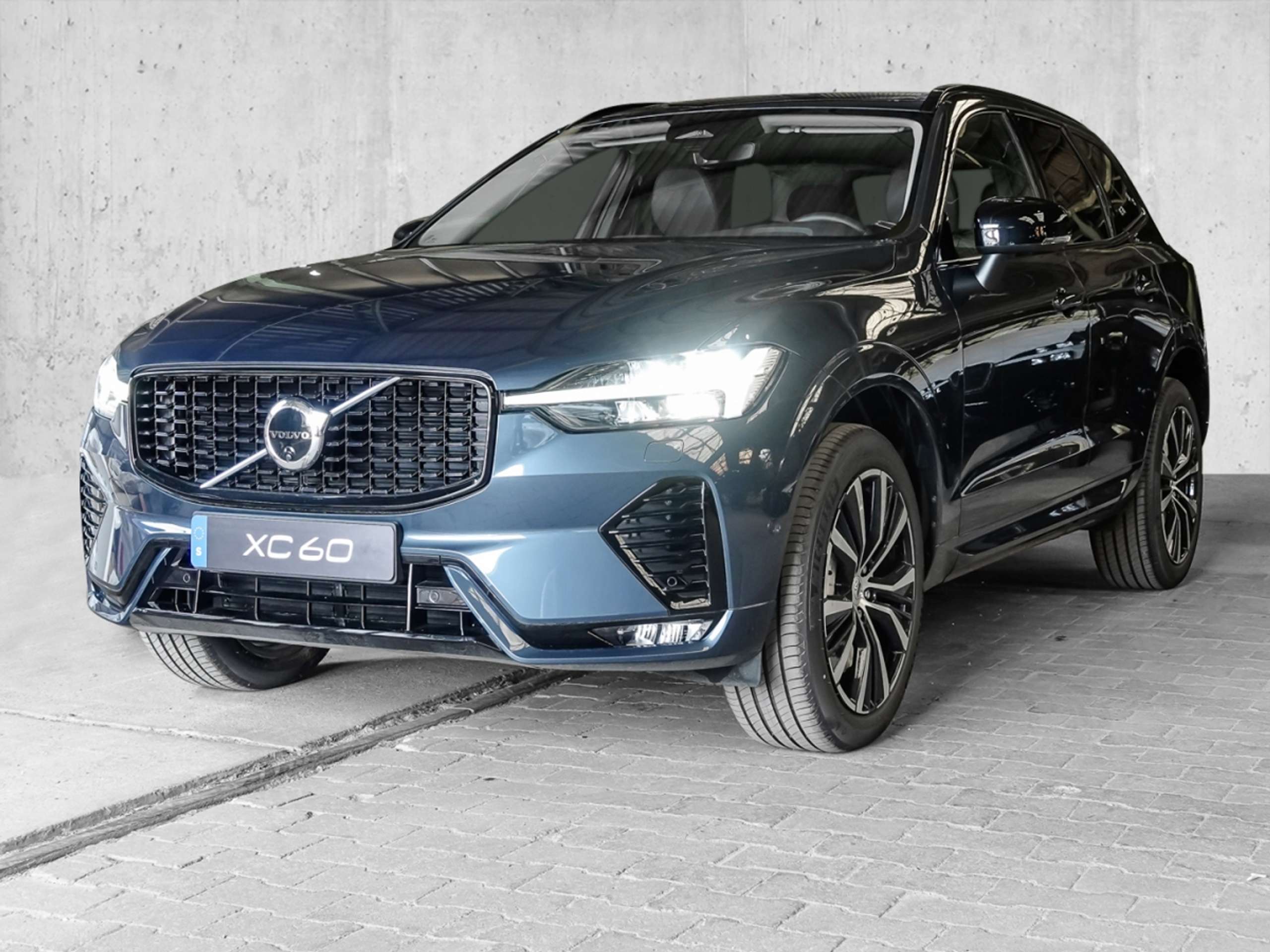 Volvo - XC60