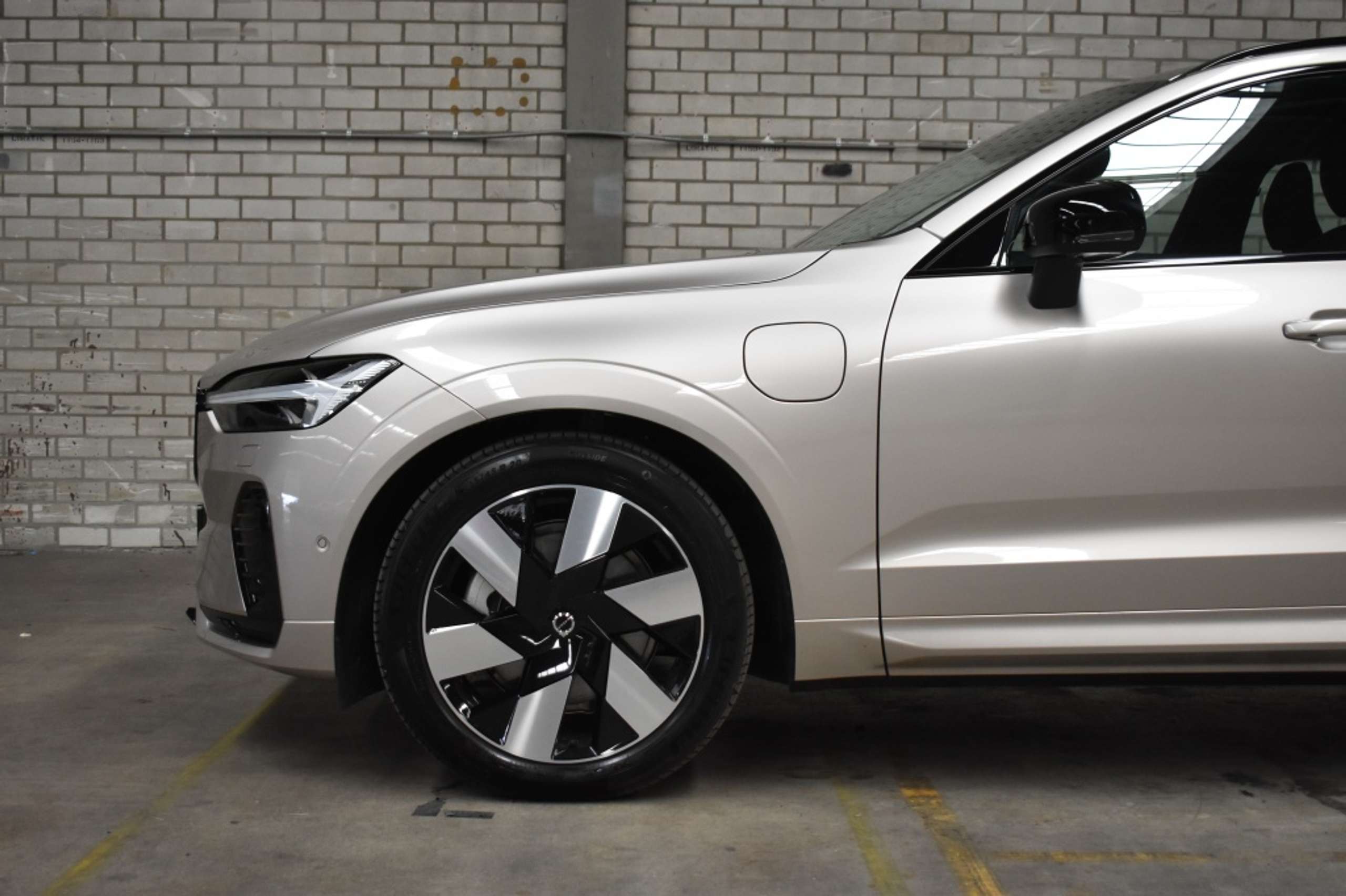 Volvo - XC60