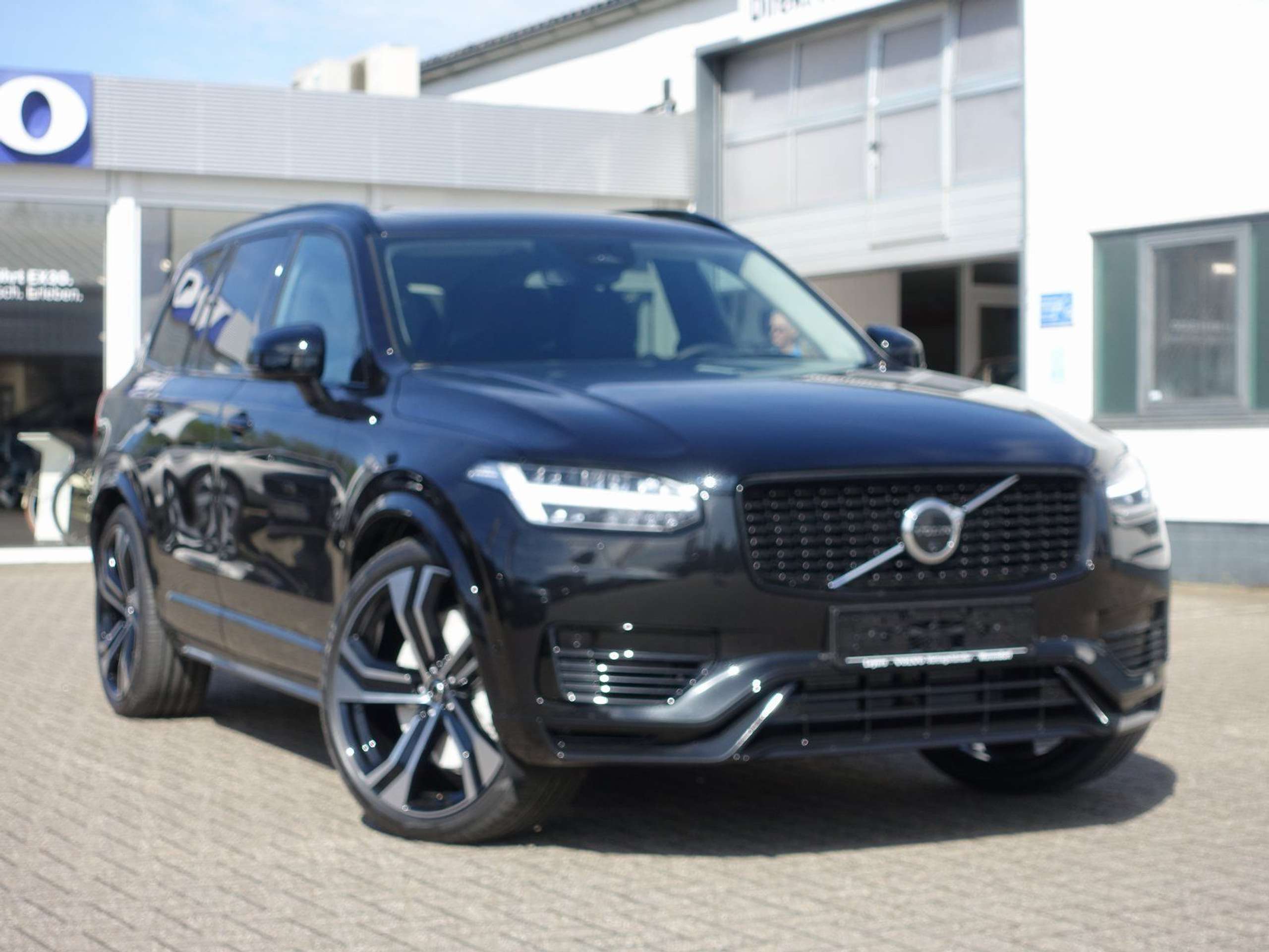 Volvo - XC90