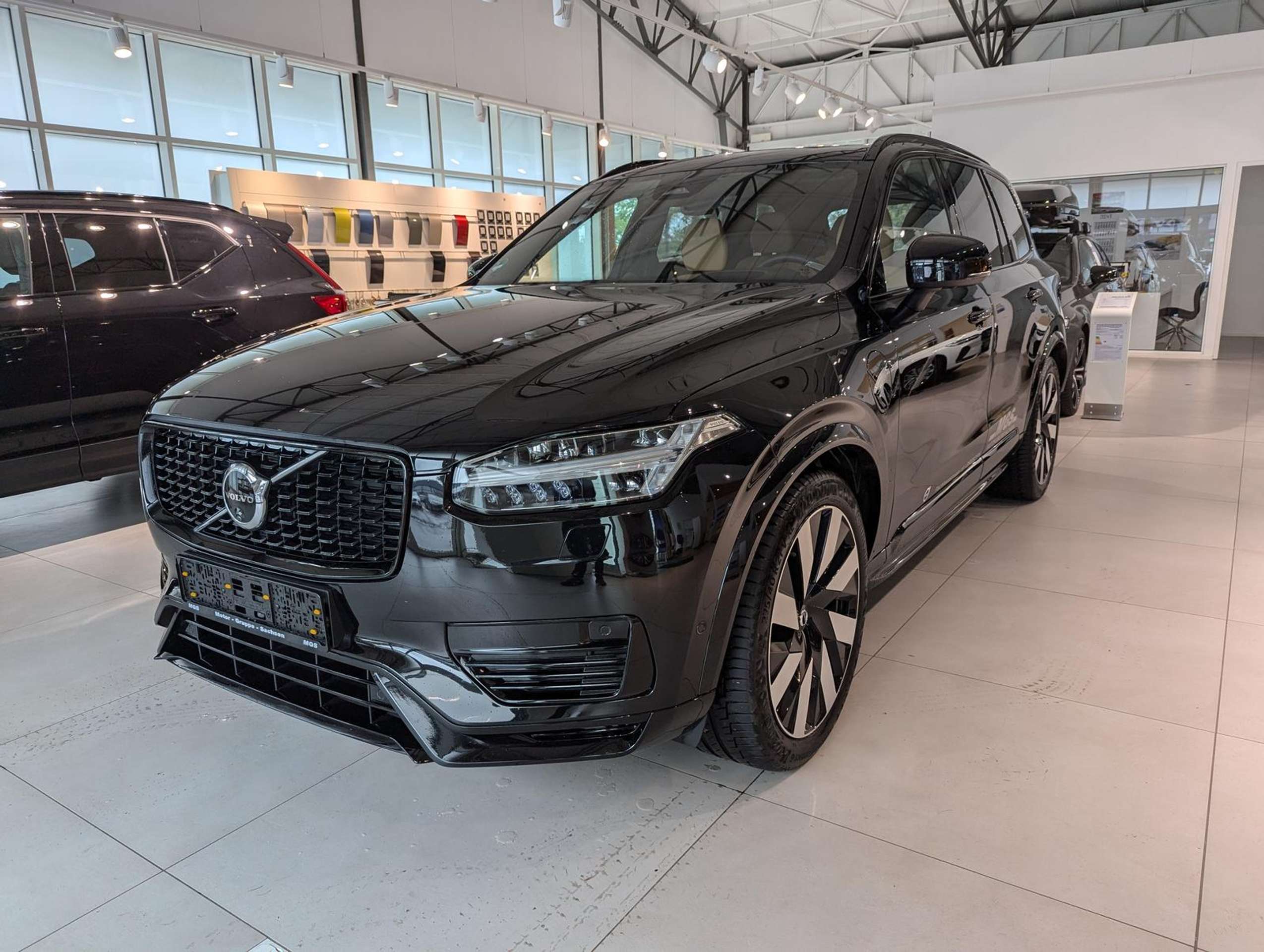 Volvo - XC90