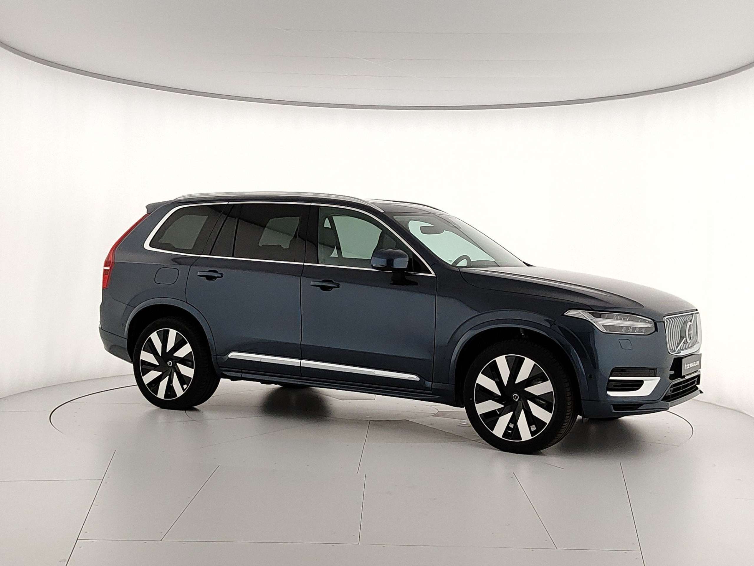 Volvo - XC90