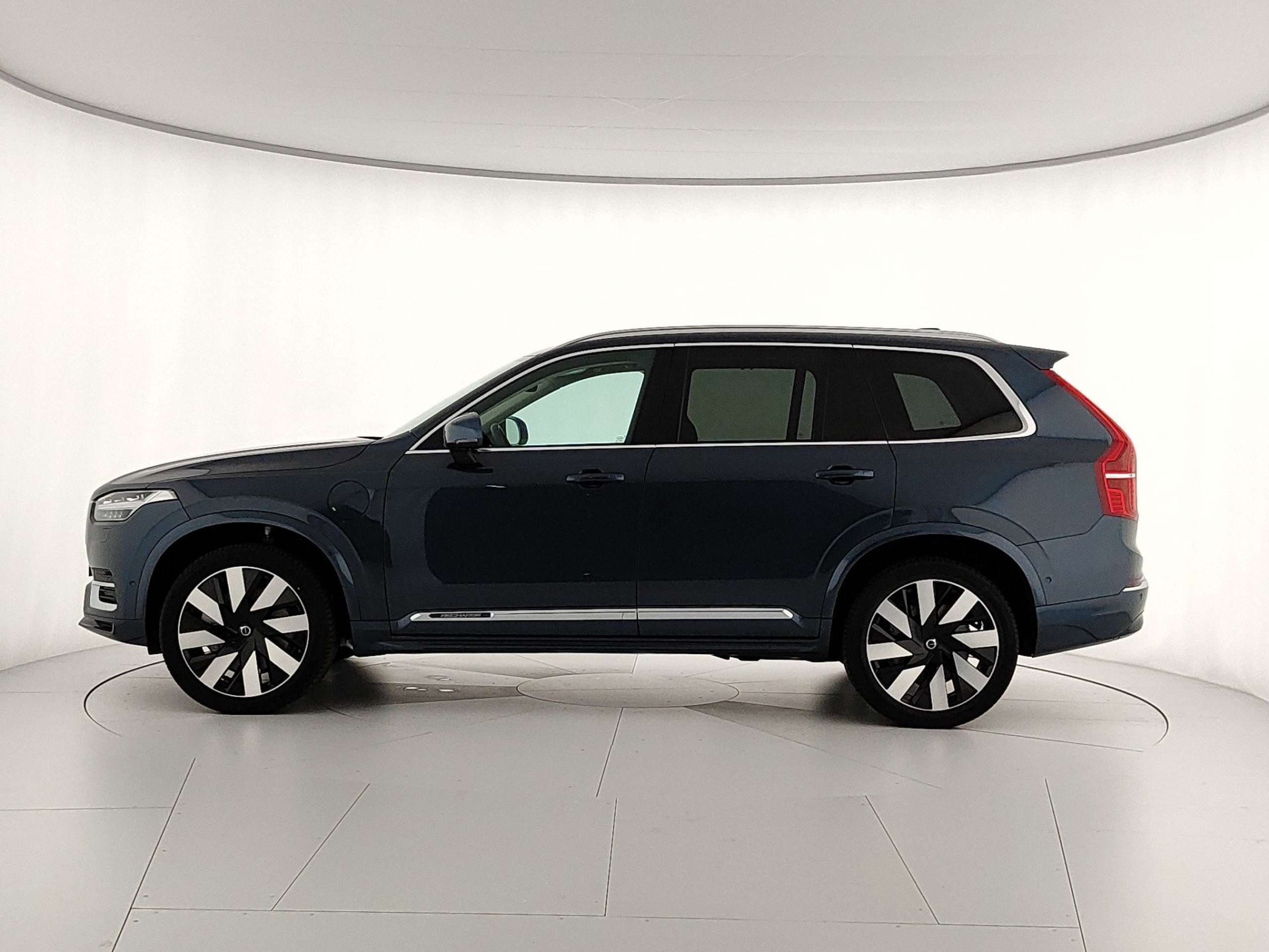 Volvo - XC90