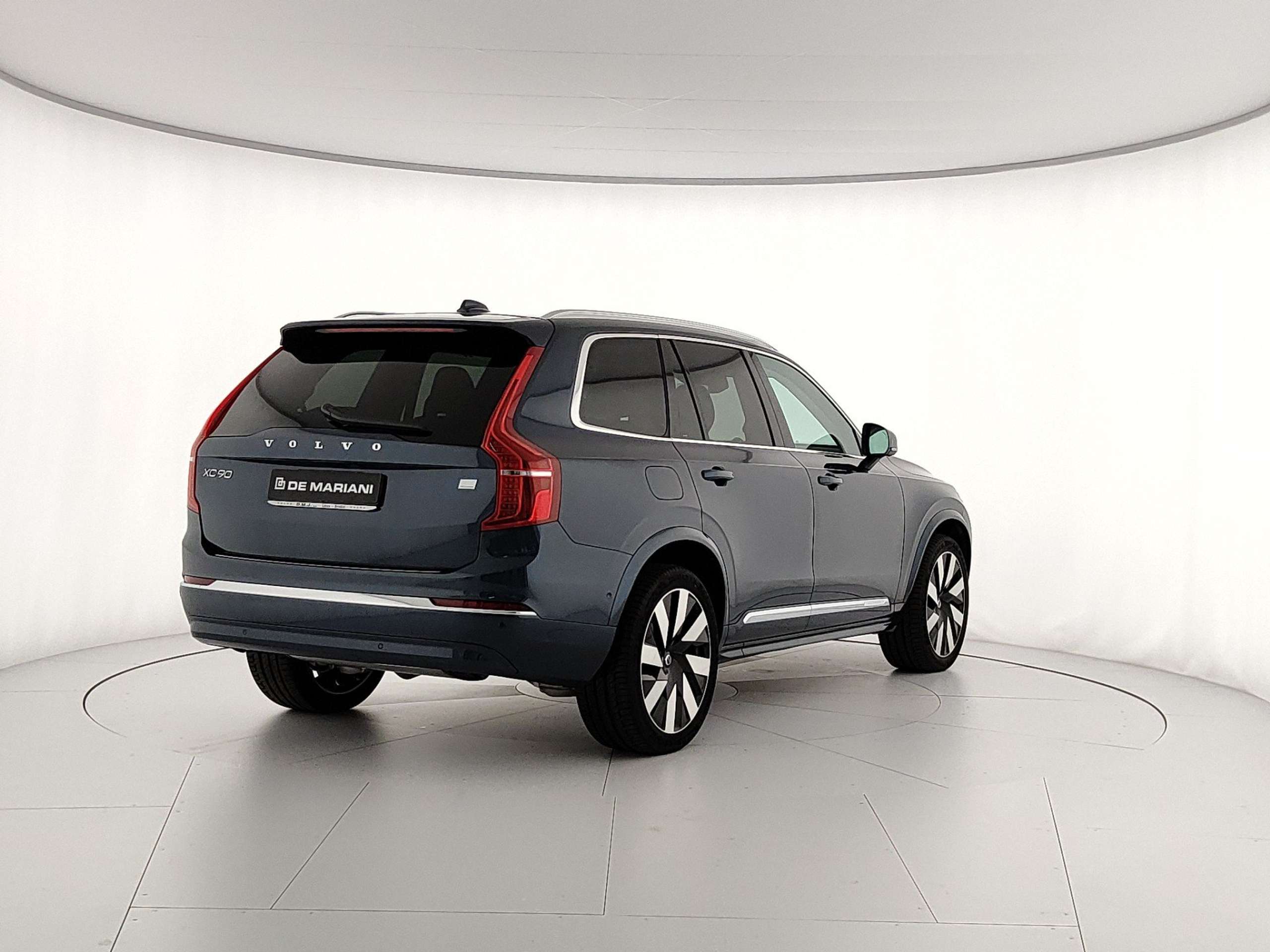 Volvo - XC90