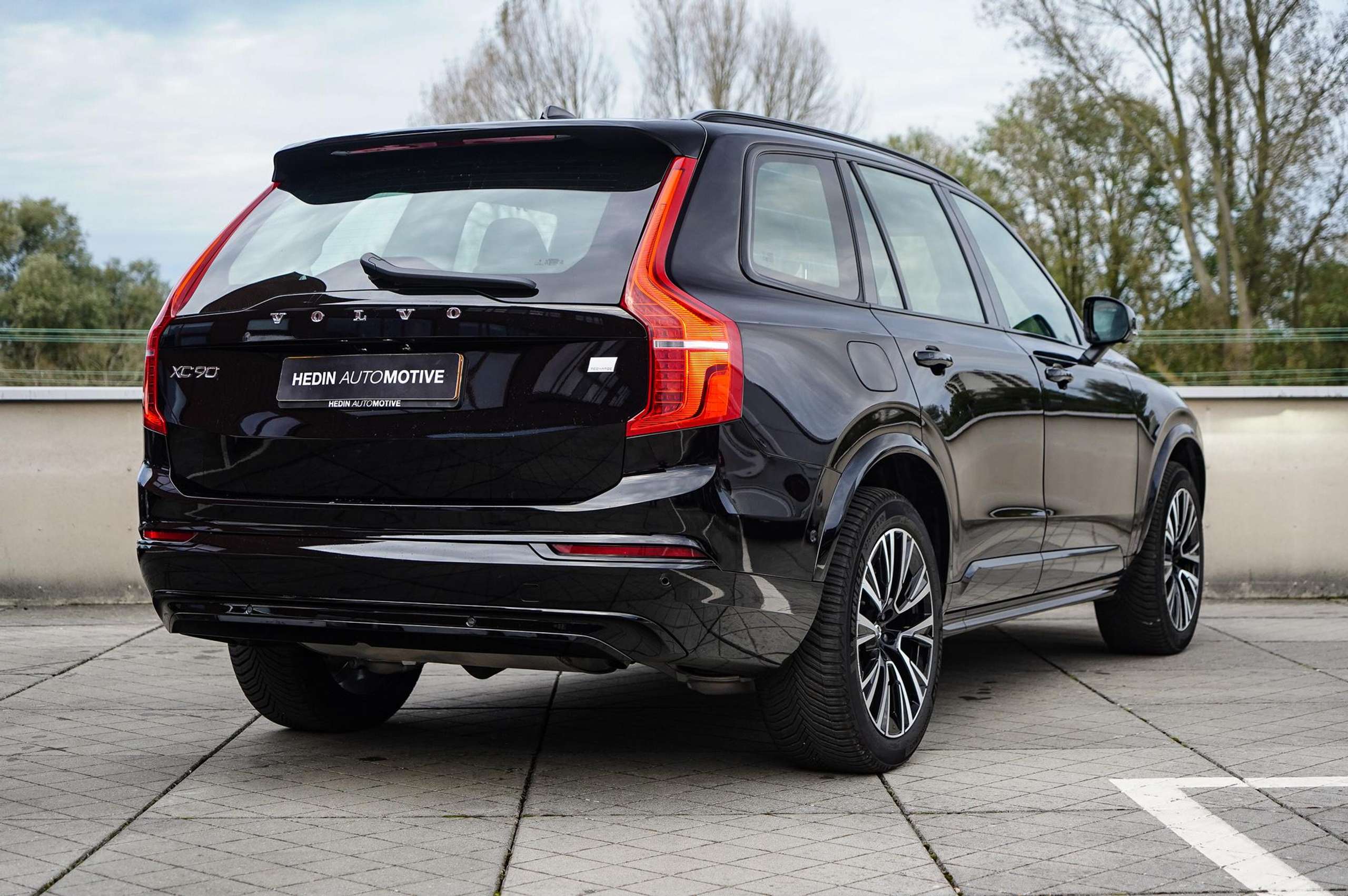 Volvo - XC90