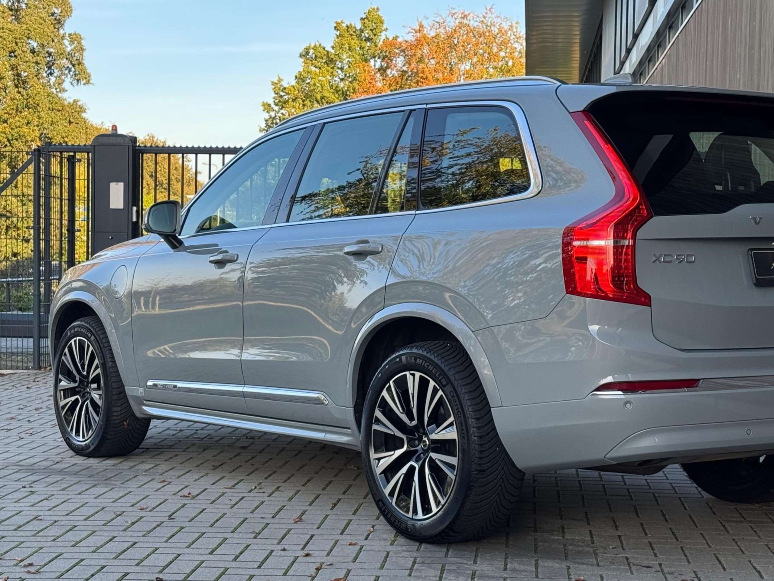 Volvo - XC90