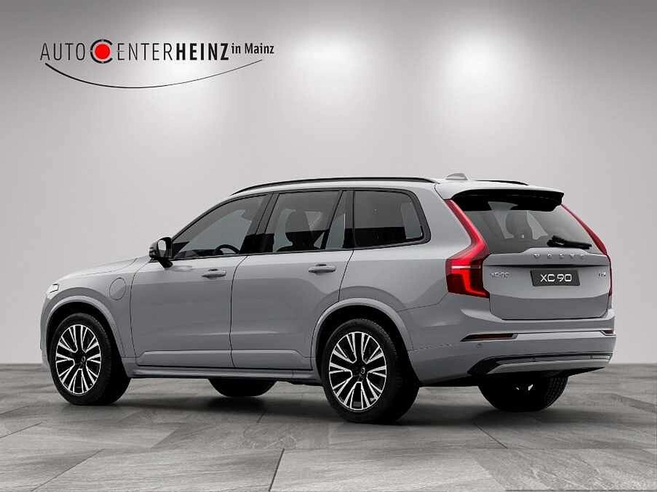 Volvo - XC90