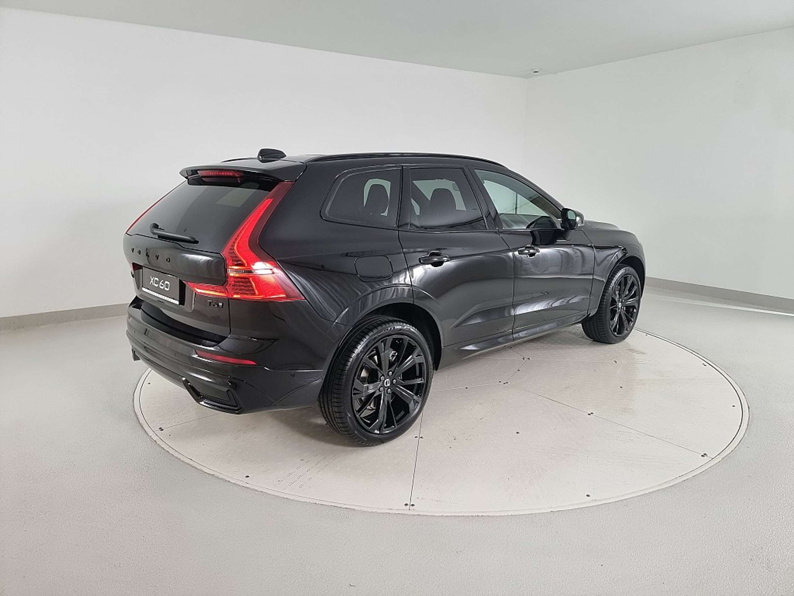 Volvo - XC60