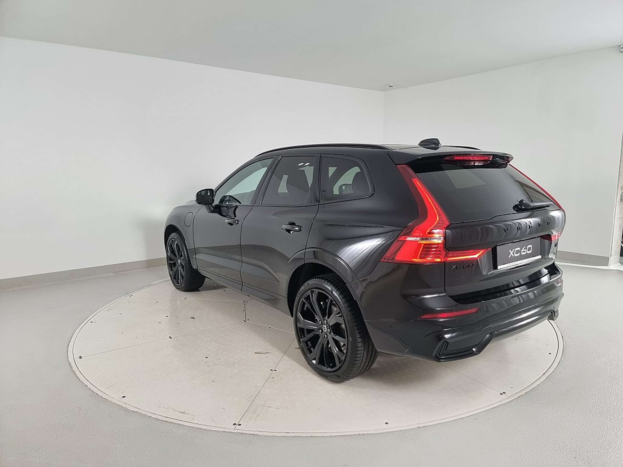 Volvo - XC60