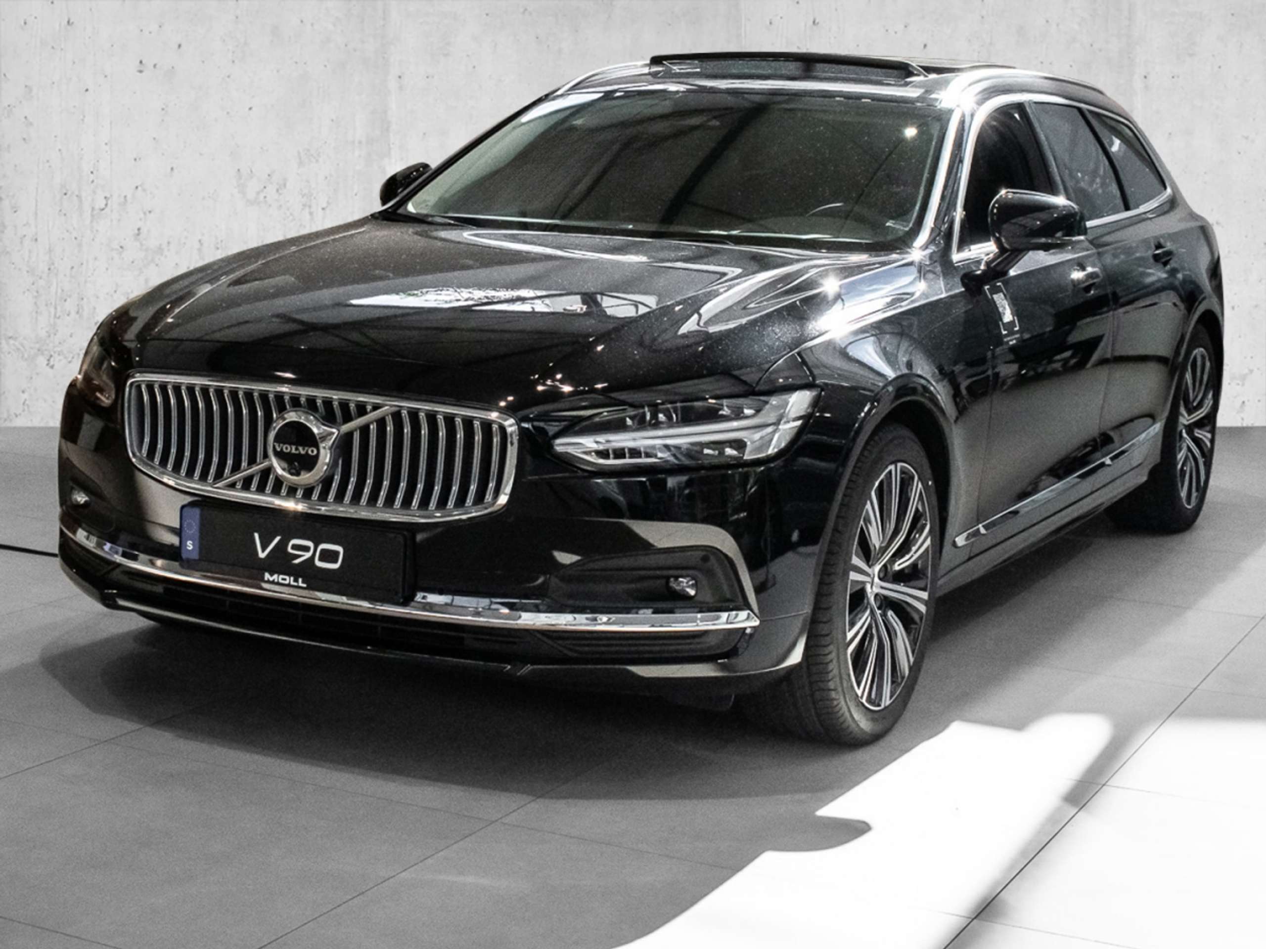 Volvo - V90